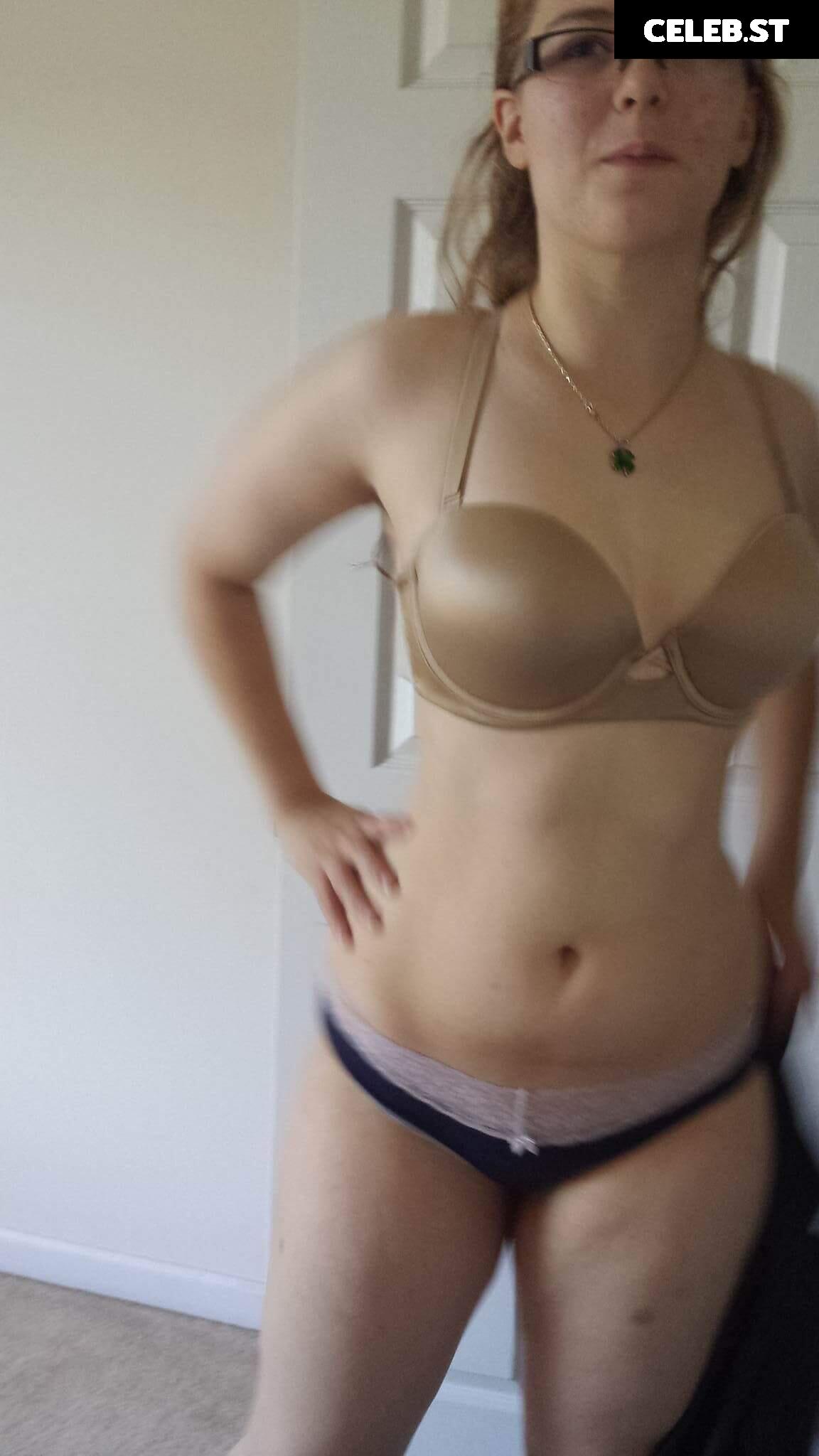 Swingerwanabe | LouisvilleCuckCouple | amber_hotwife | Amber Wanabe Image 10106365