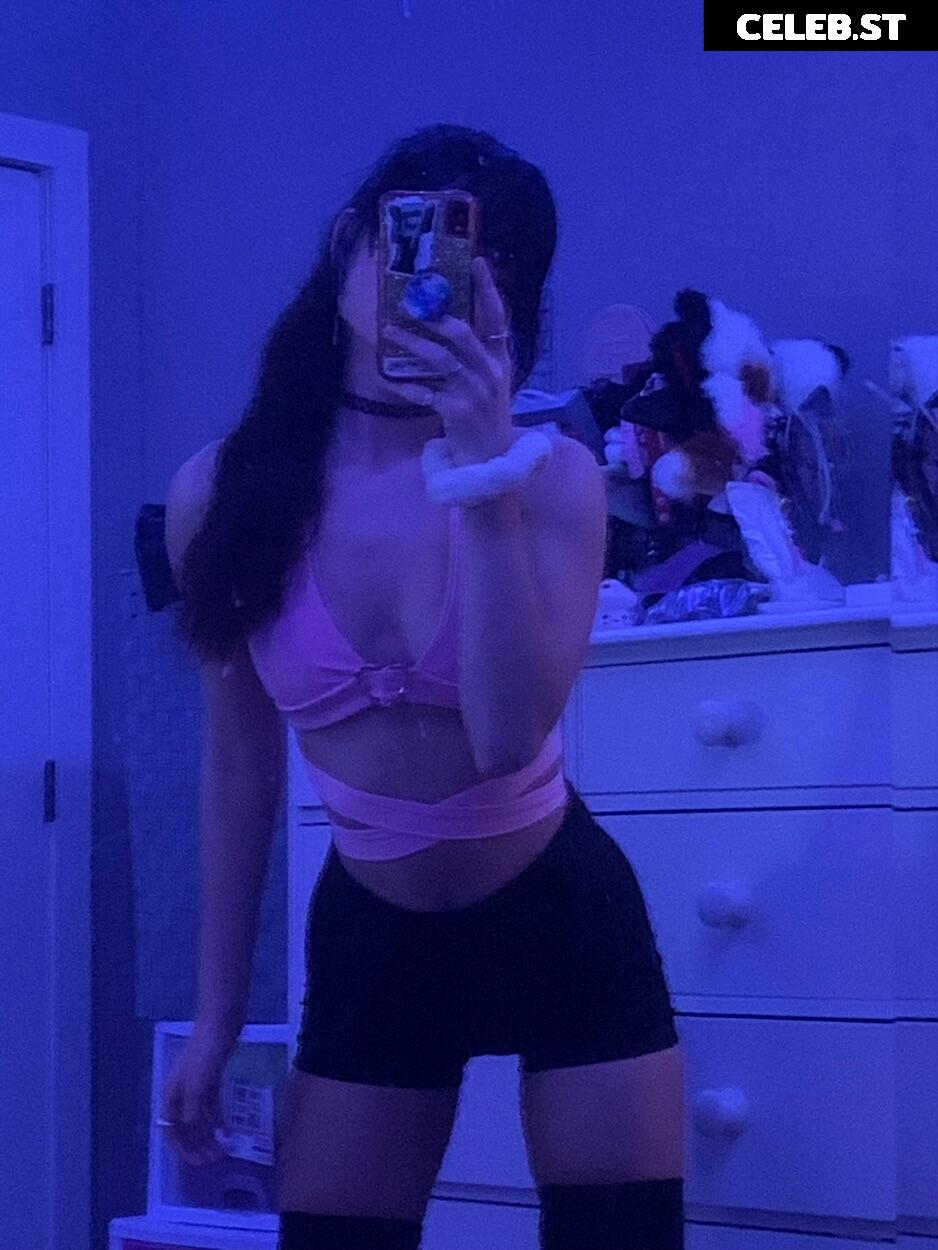 beebee ASMR Image 10194972