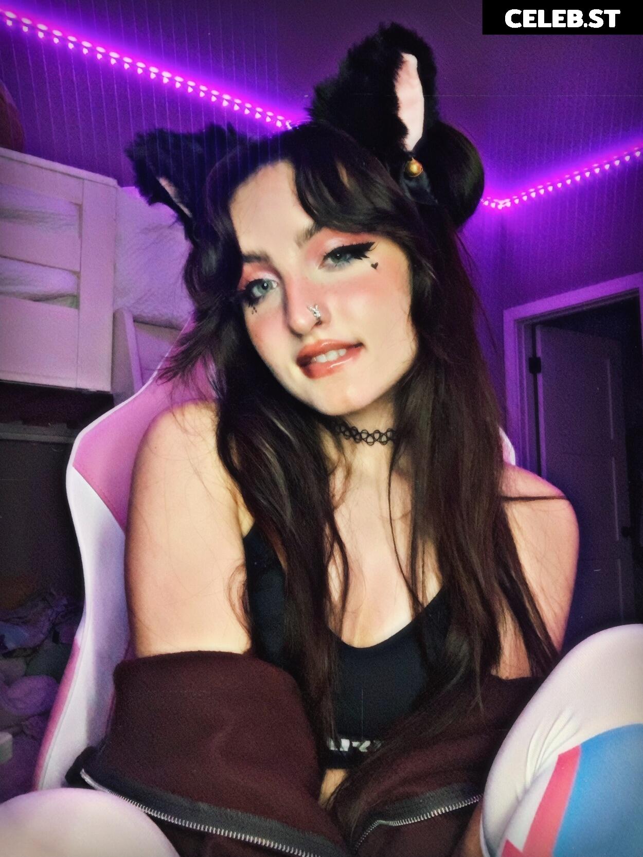 beebee ASMR Image 10194975