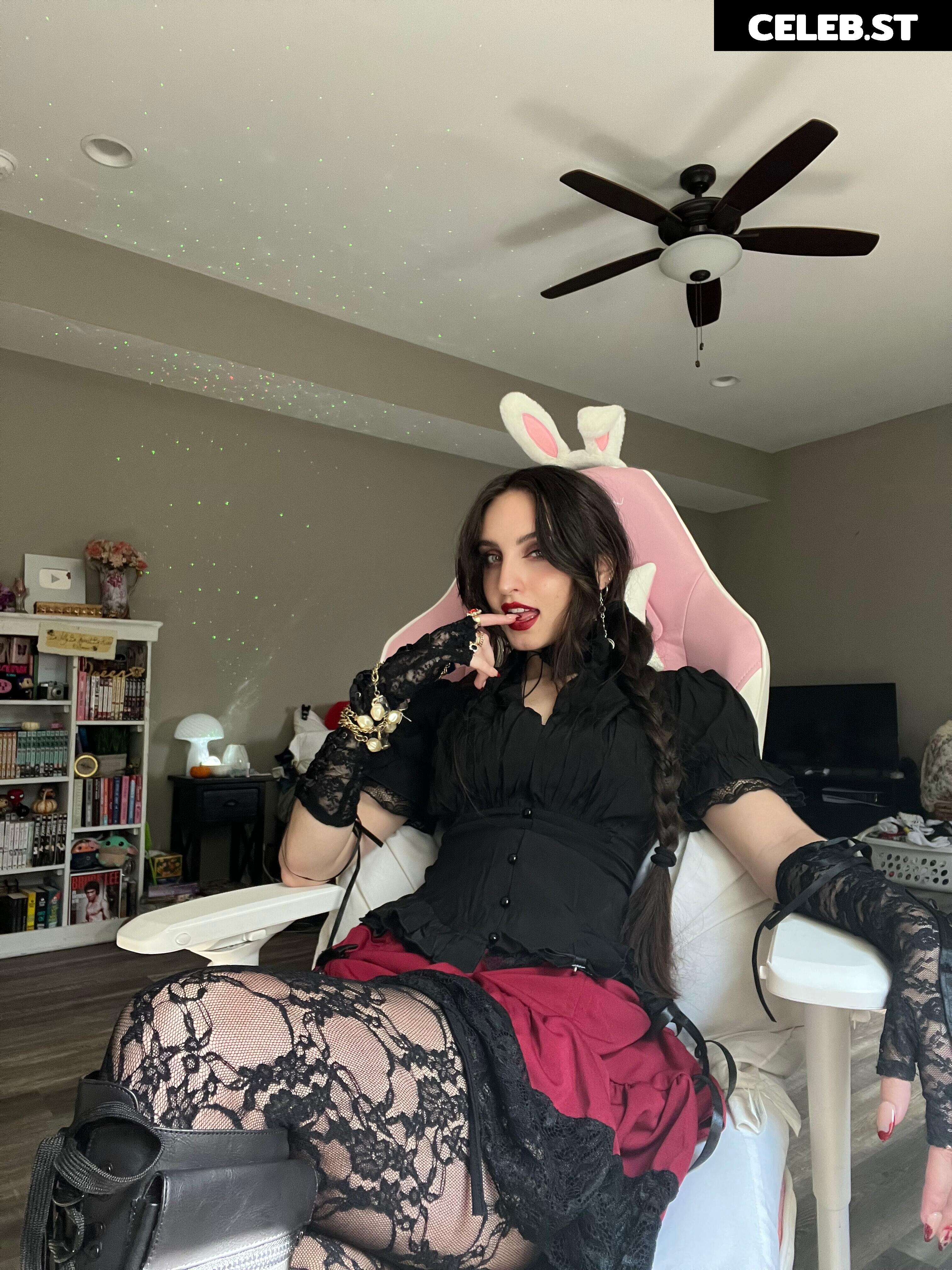 beebee ASMR Image 10197896