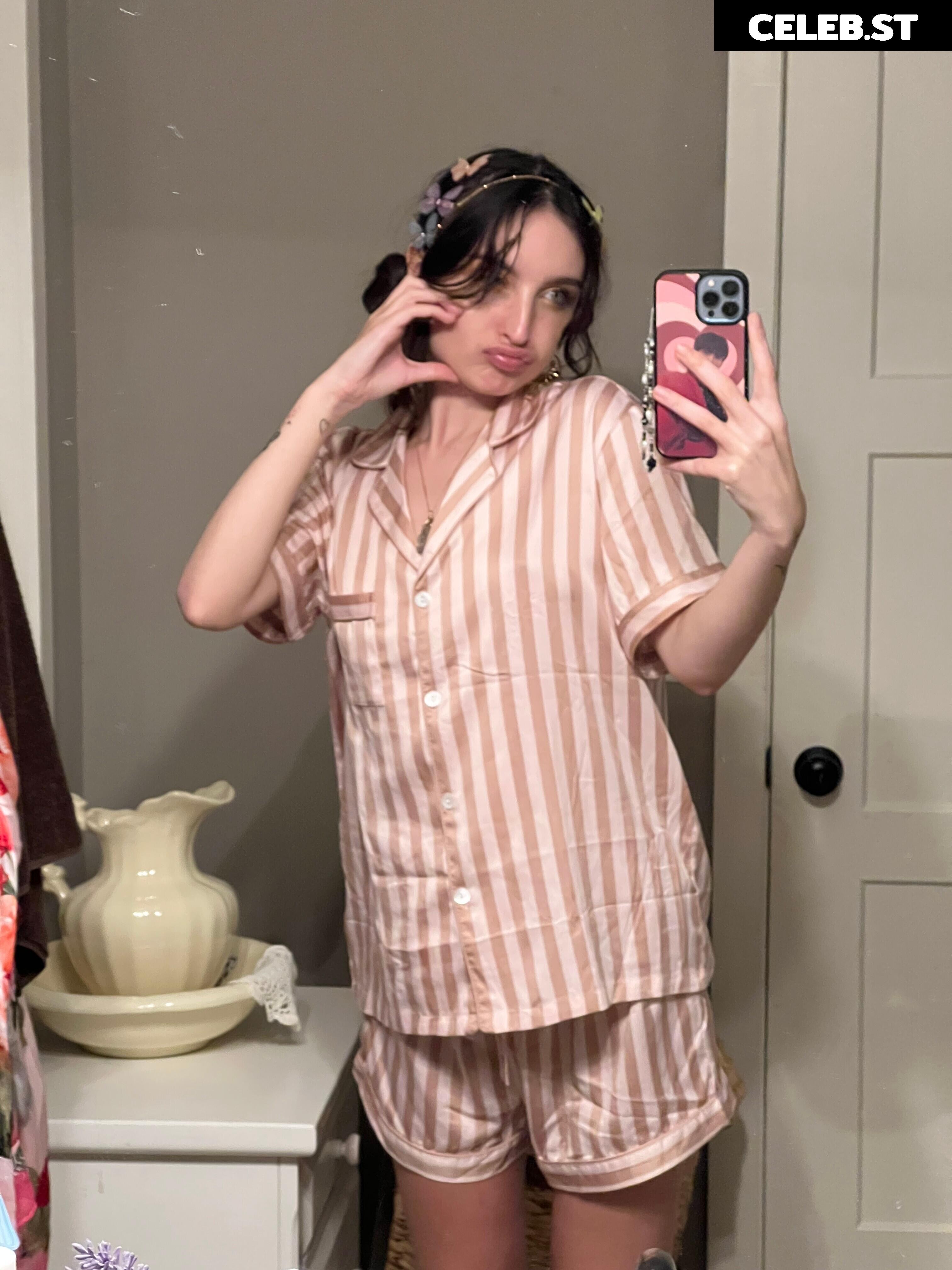 beebee ASMR Image 10197885