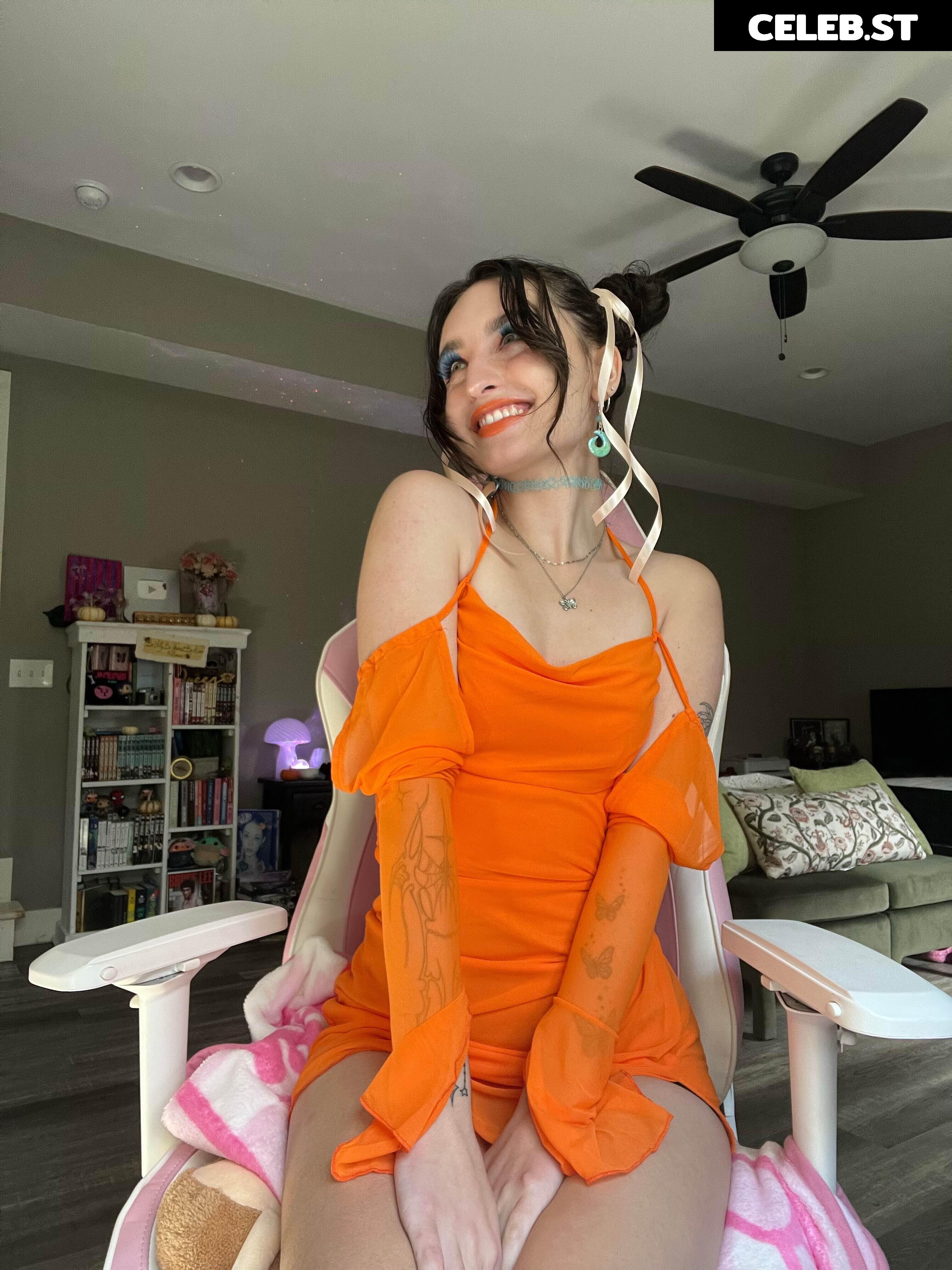 beebee ASMR Image 10197823