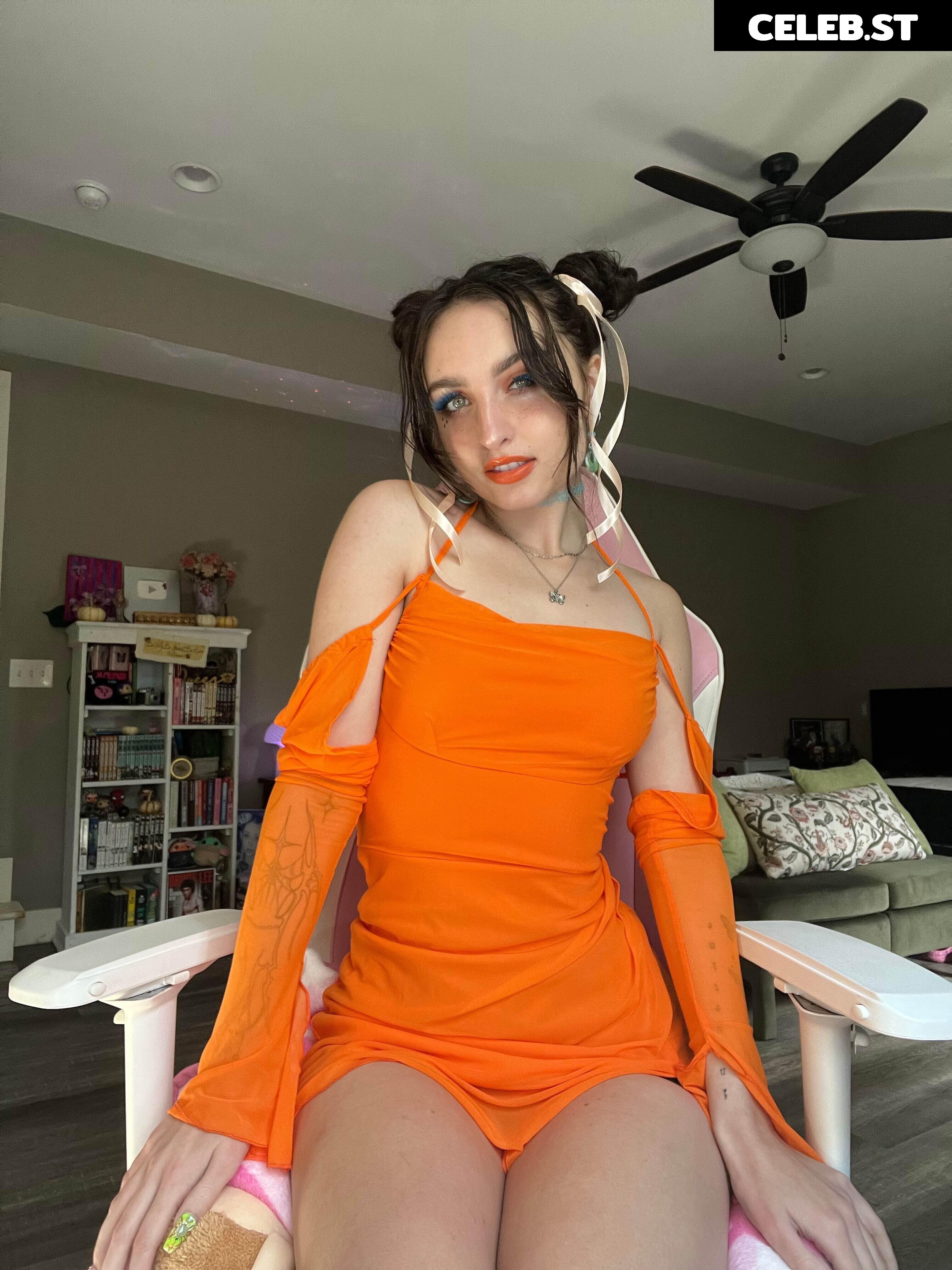 beebee ASMR Image 10197828