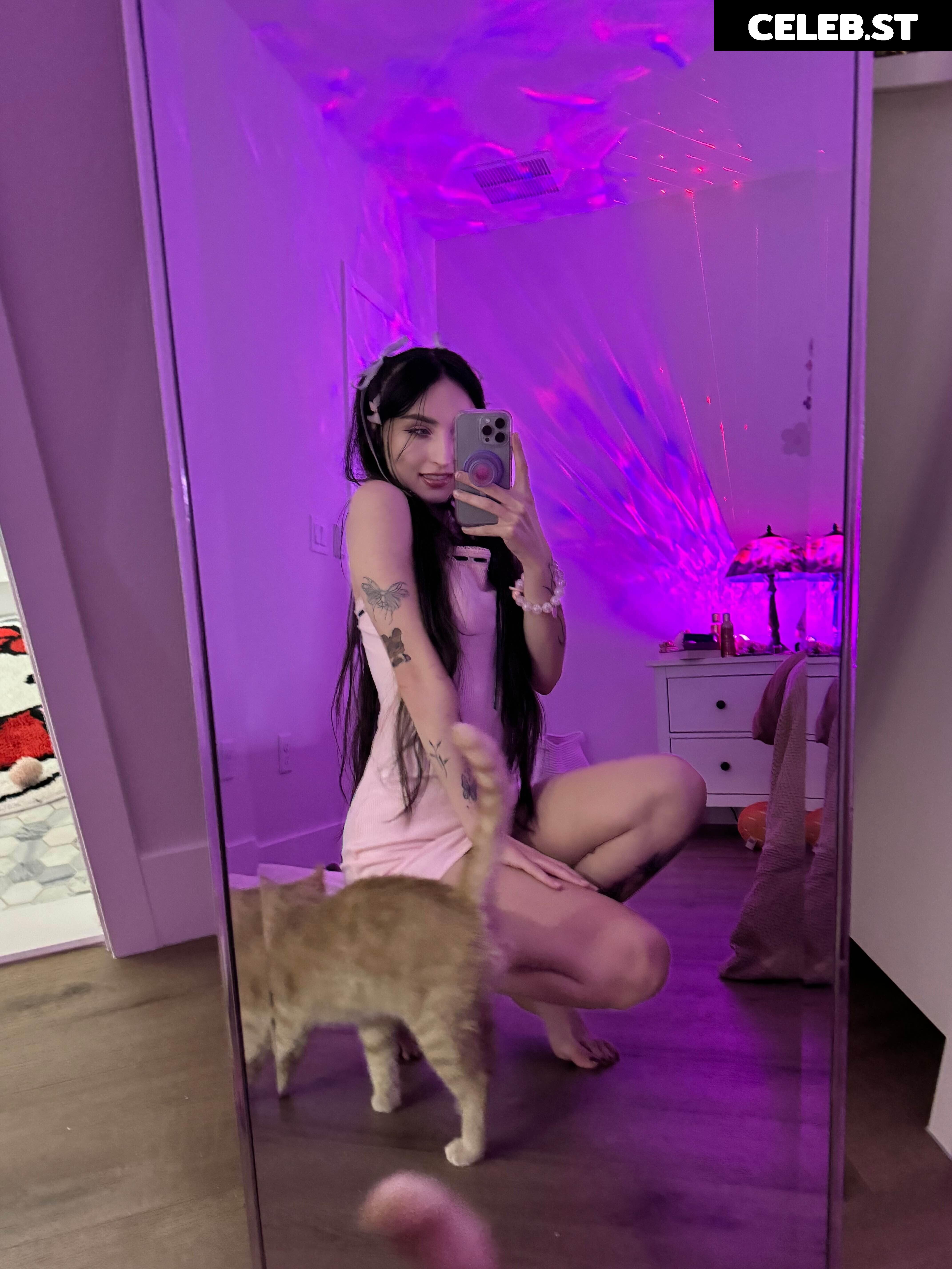 beebee ASMR Image 10197801