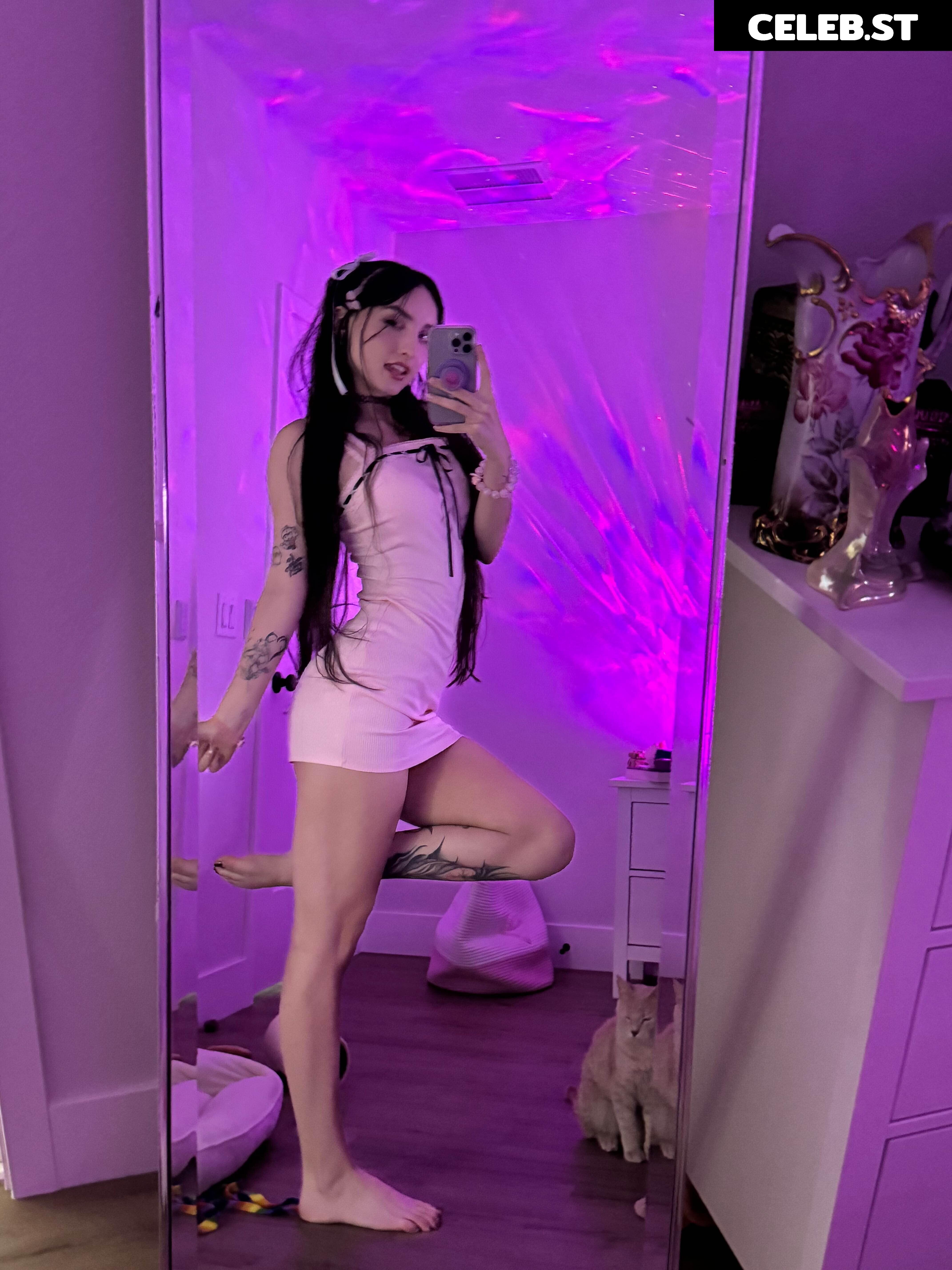 beebee ASMR Image 10197806