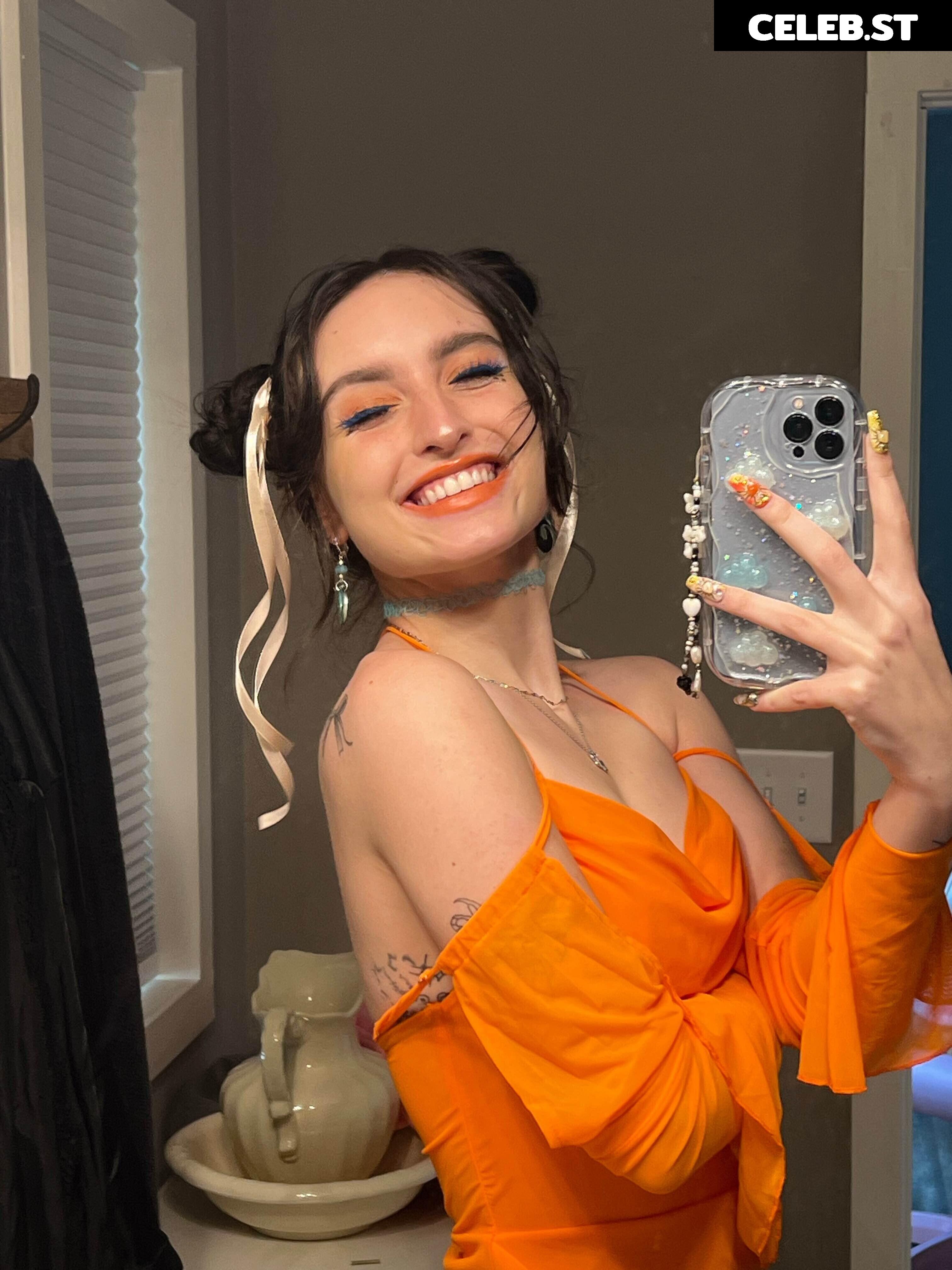 beebee ASMR Image 10197844