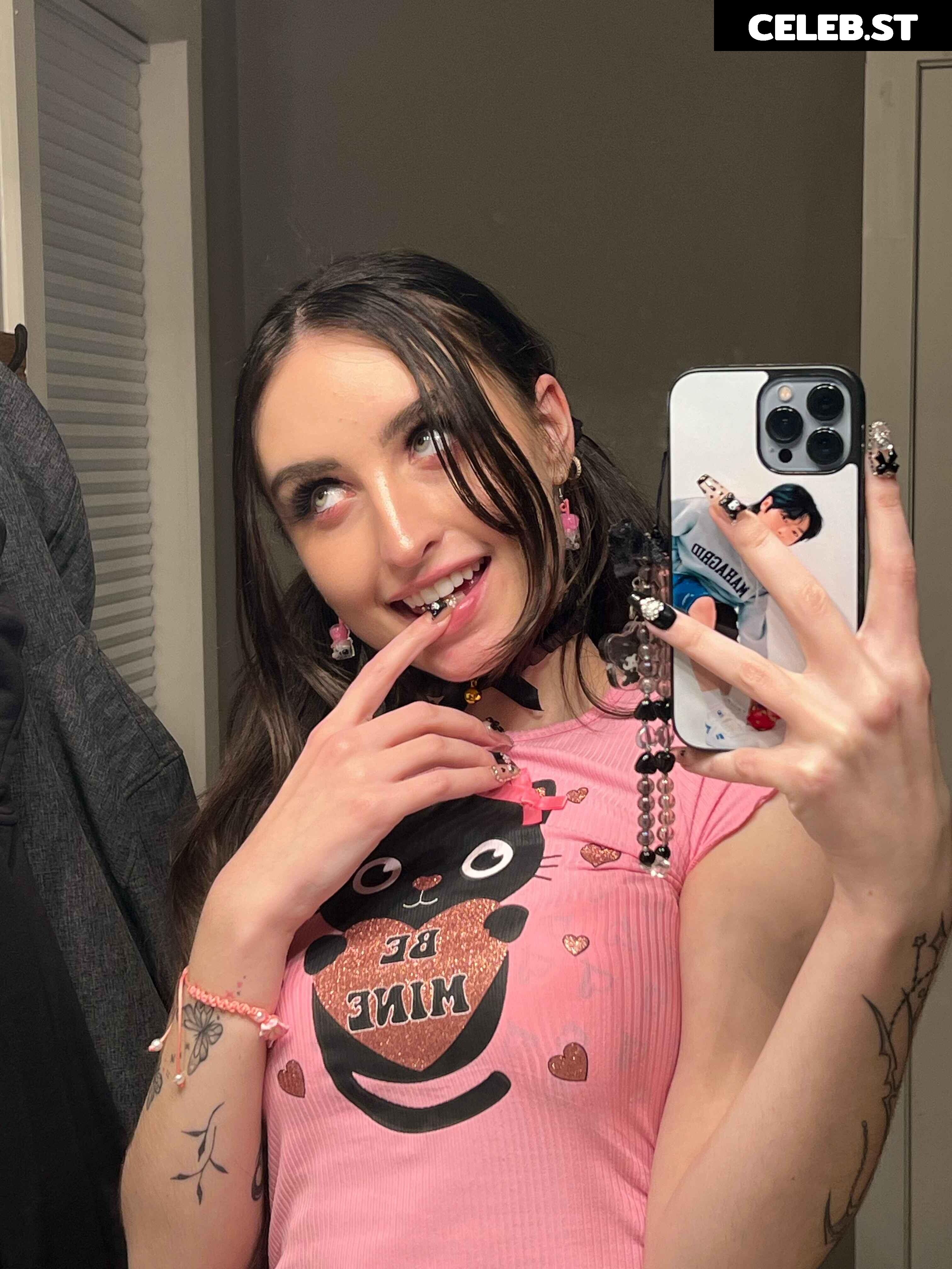 beebee ASMR Image 10196835