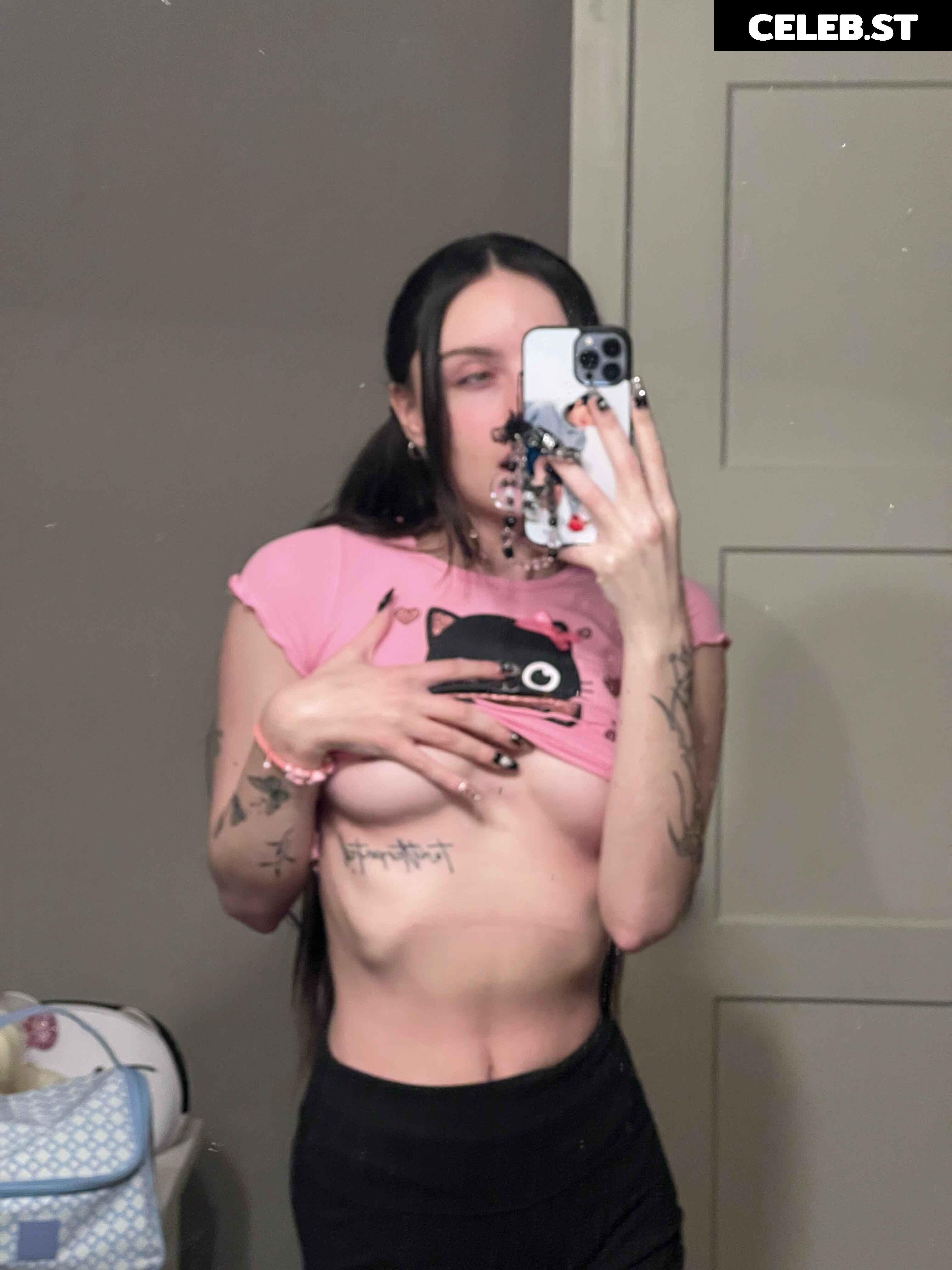 beebee ASMR Image 10196860