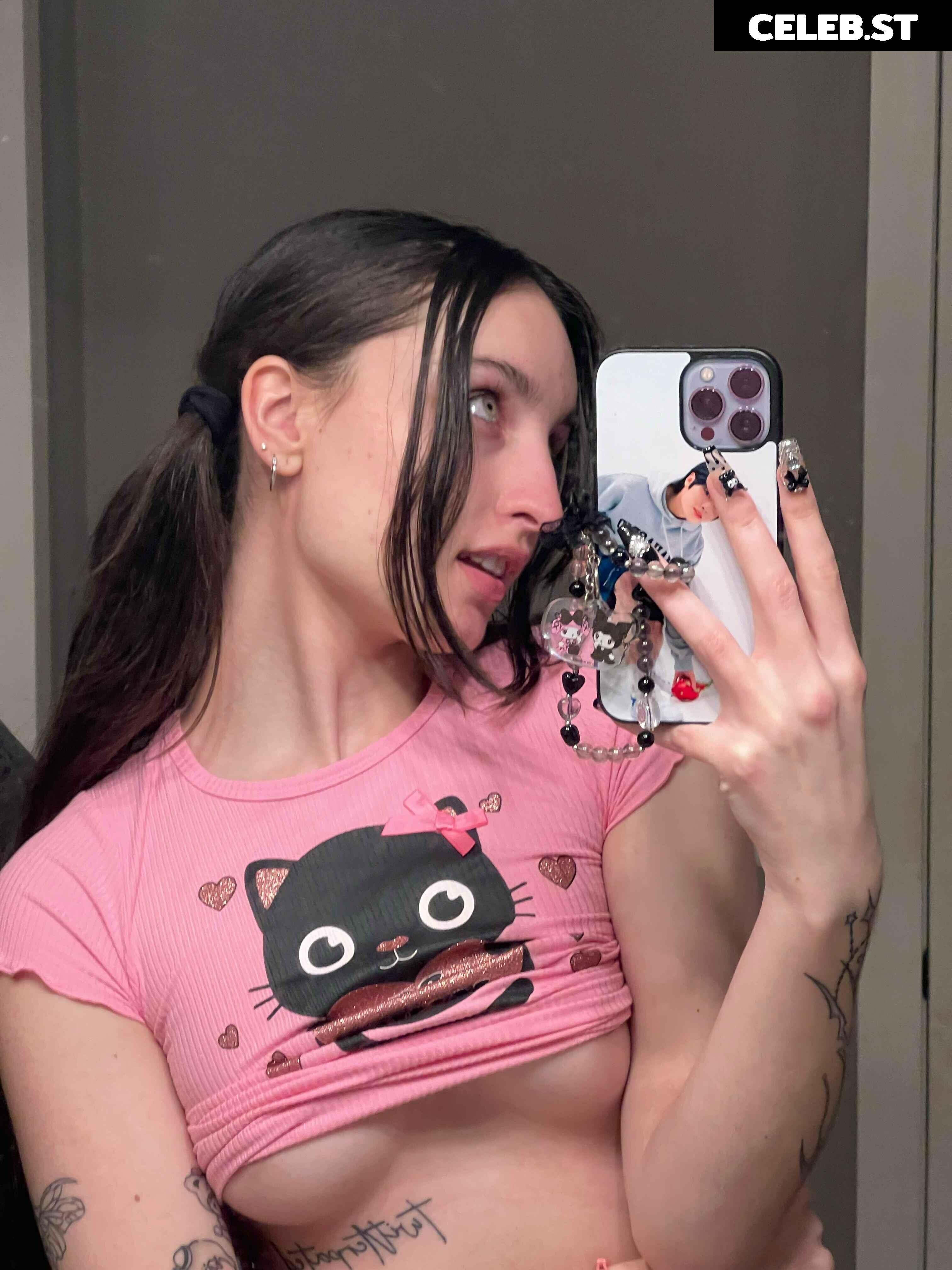beebee ASMR Image 10196859