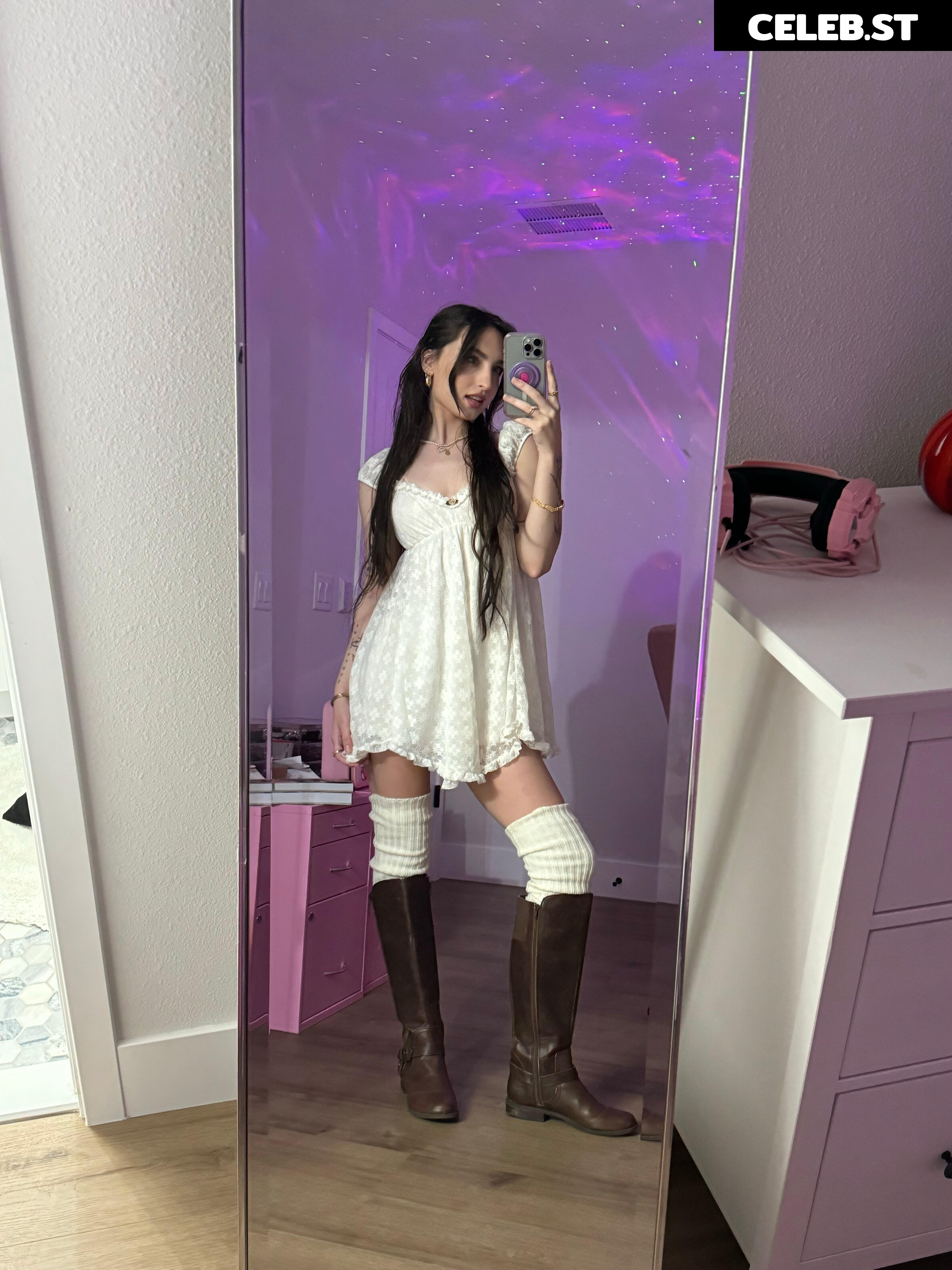 beebee ASMR Image 10196766
