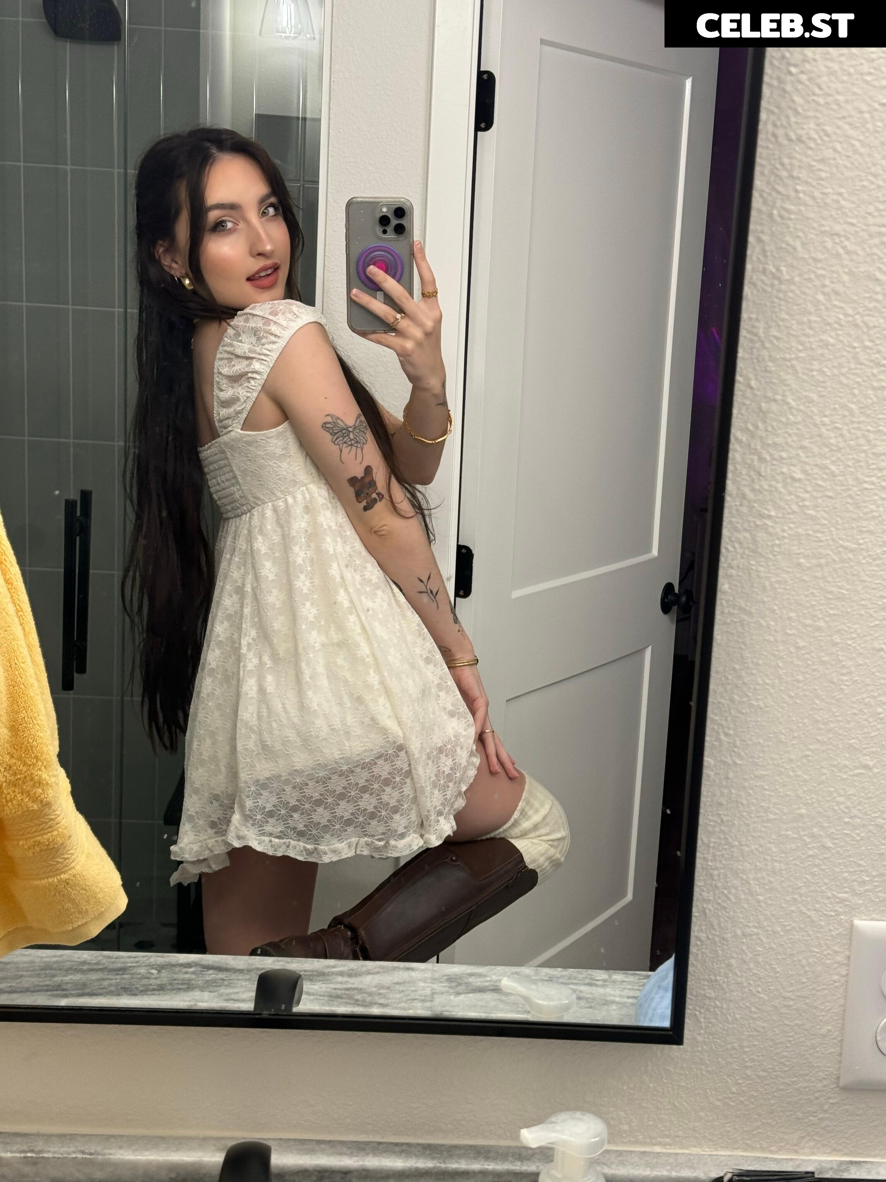 beebee ASMR Image 10196768