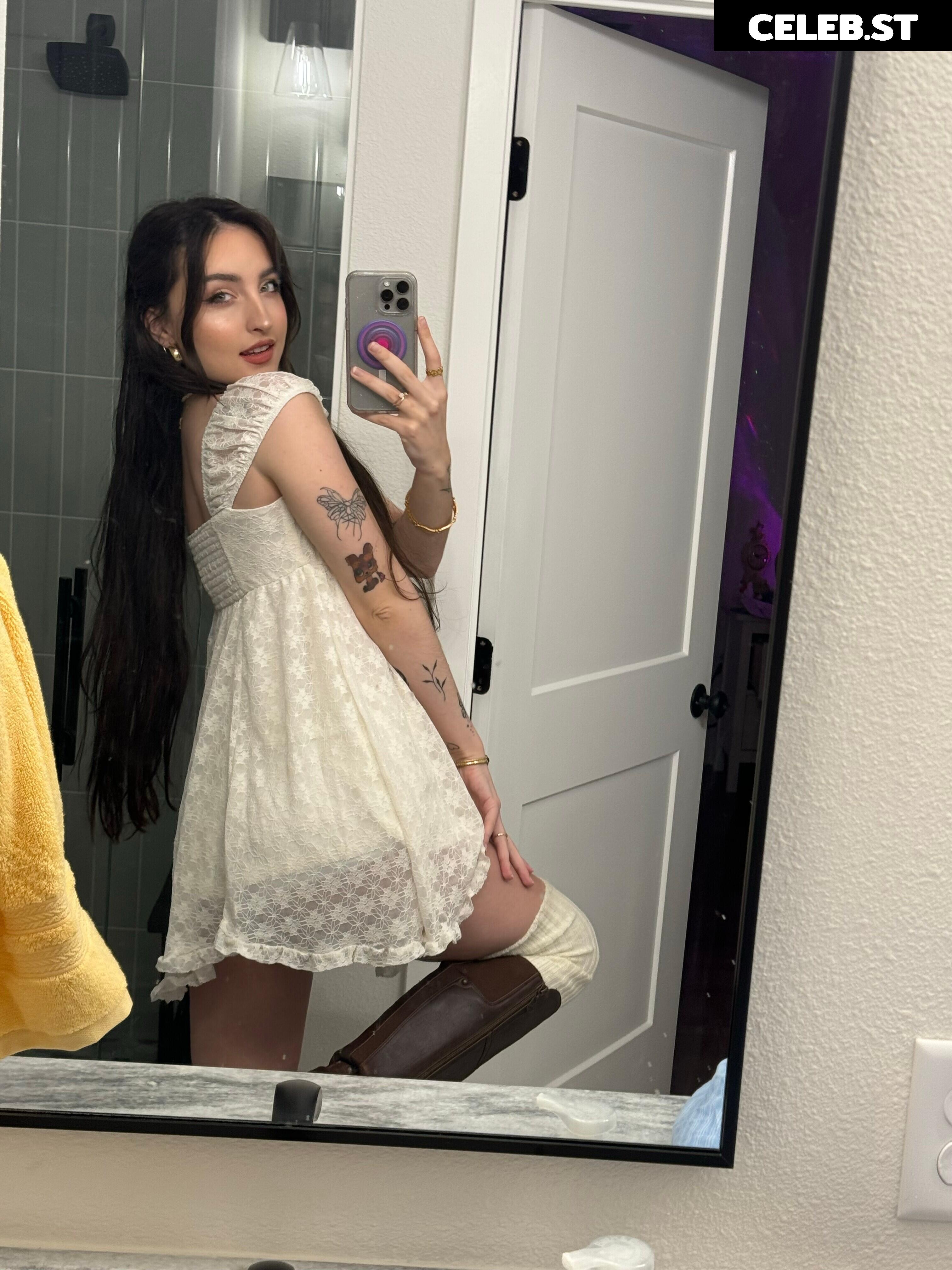 beebee ASMR Image 10196753