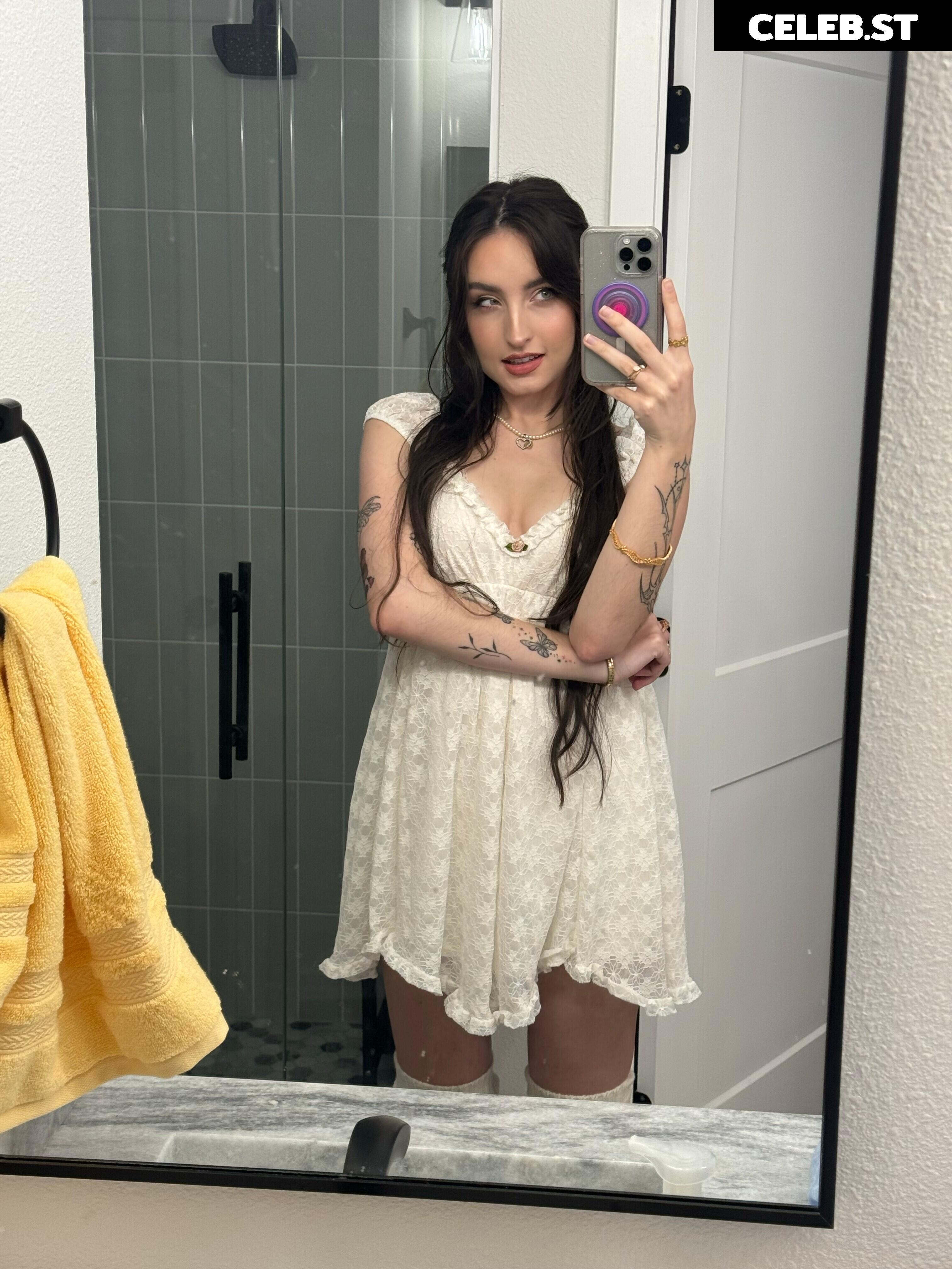 beebee ASMR Image 10196752