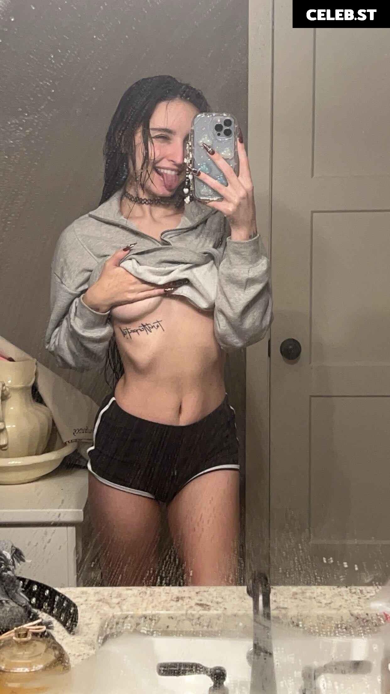 beebee ASMR Image 10196745