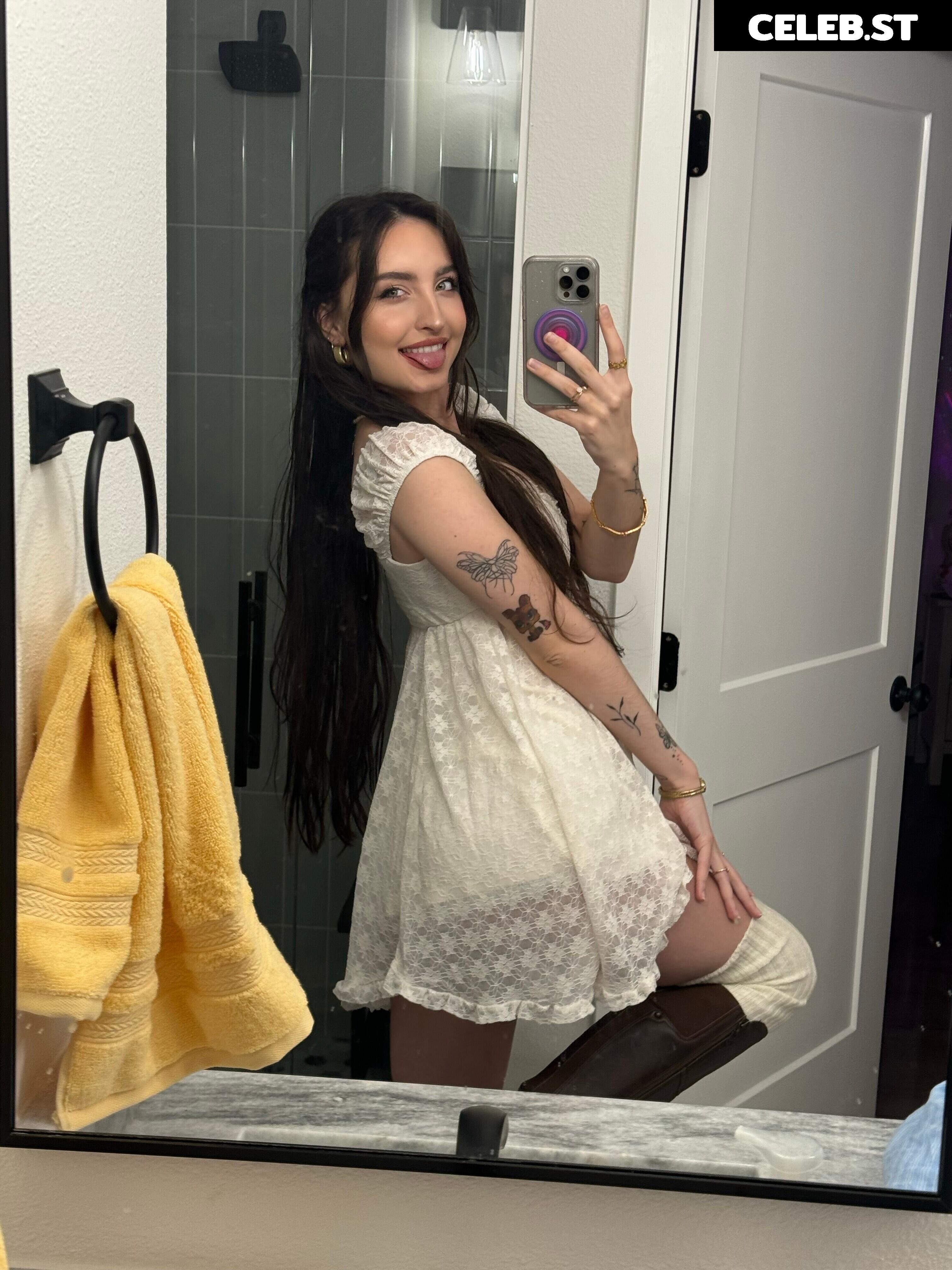 beebee ASMR Image 10196748