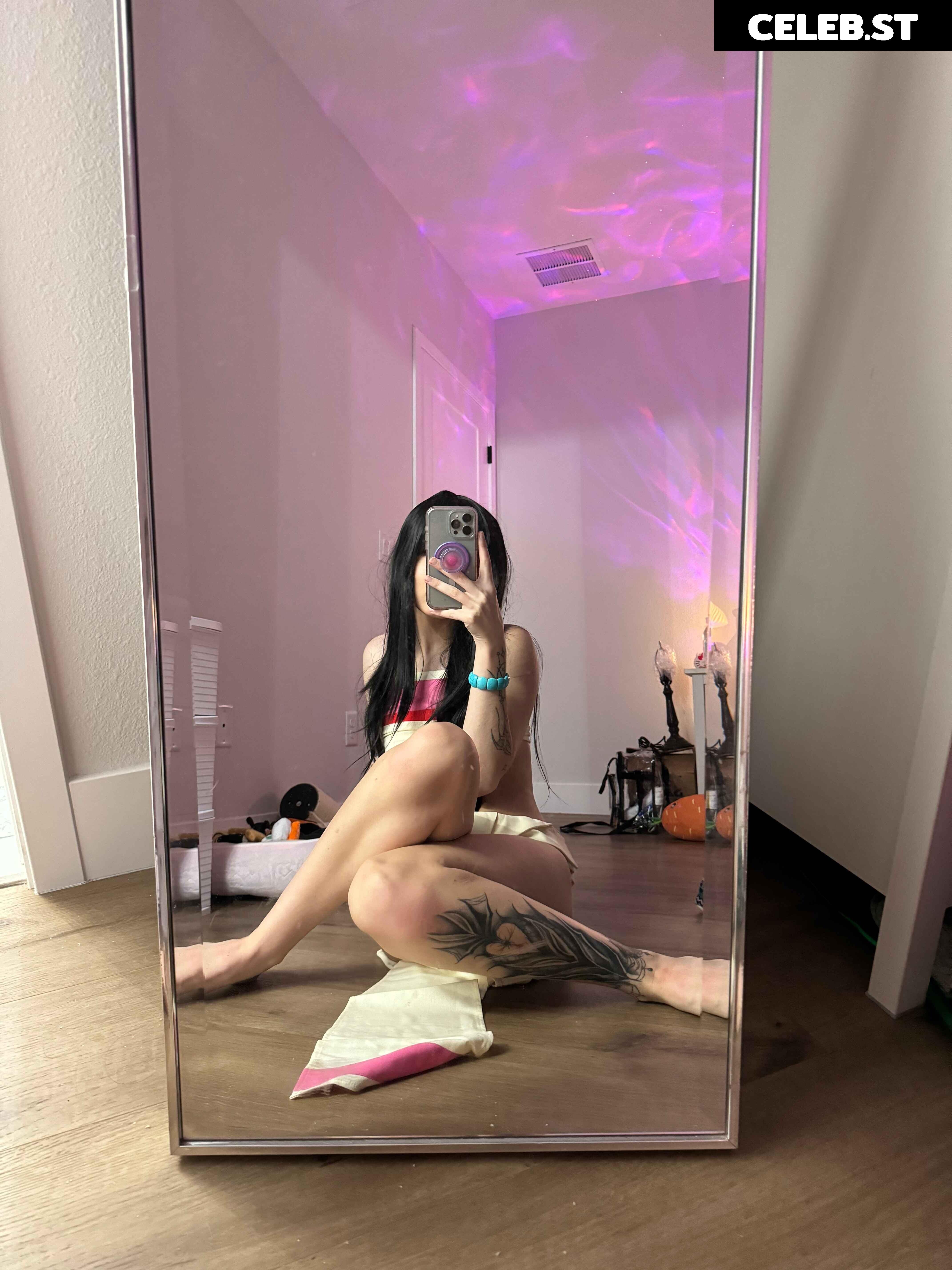 beebee ASMR Image 10196688