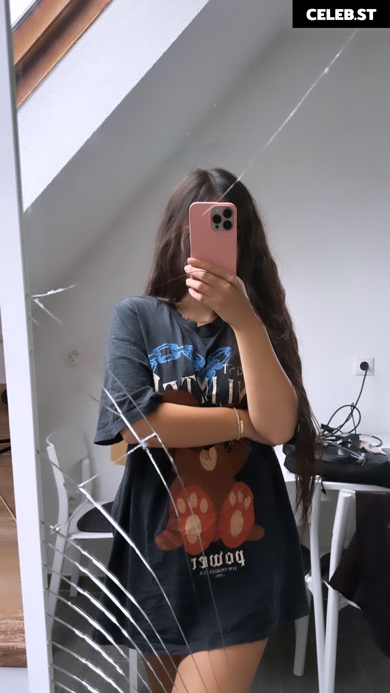 Asleyia Image 1019027