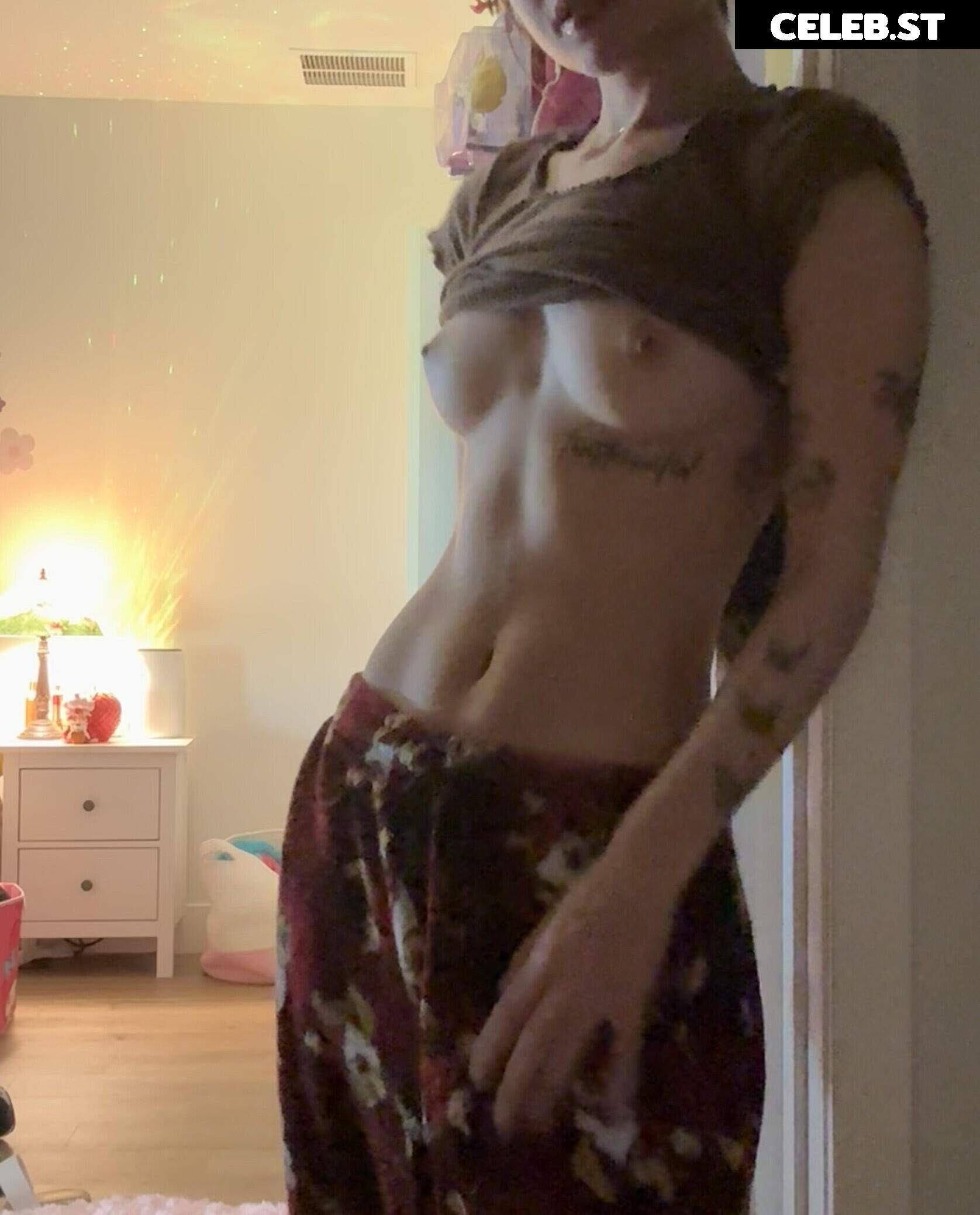 beebee ASMR Image 10199096