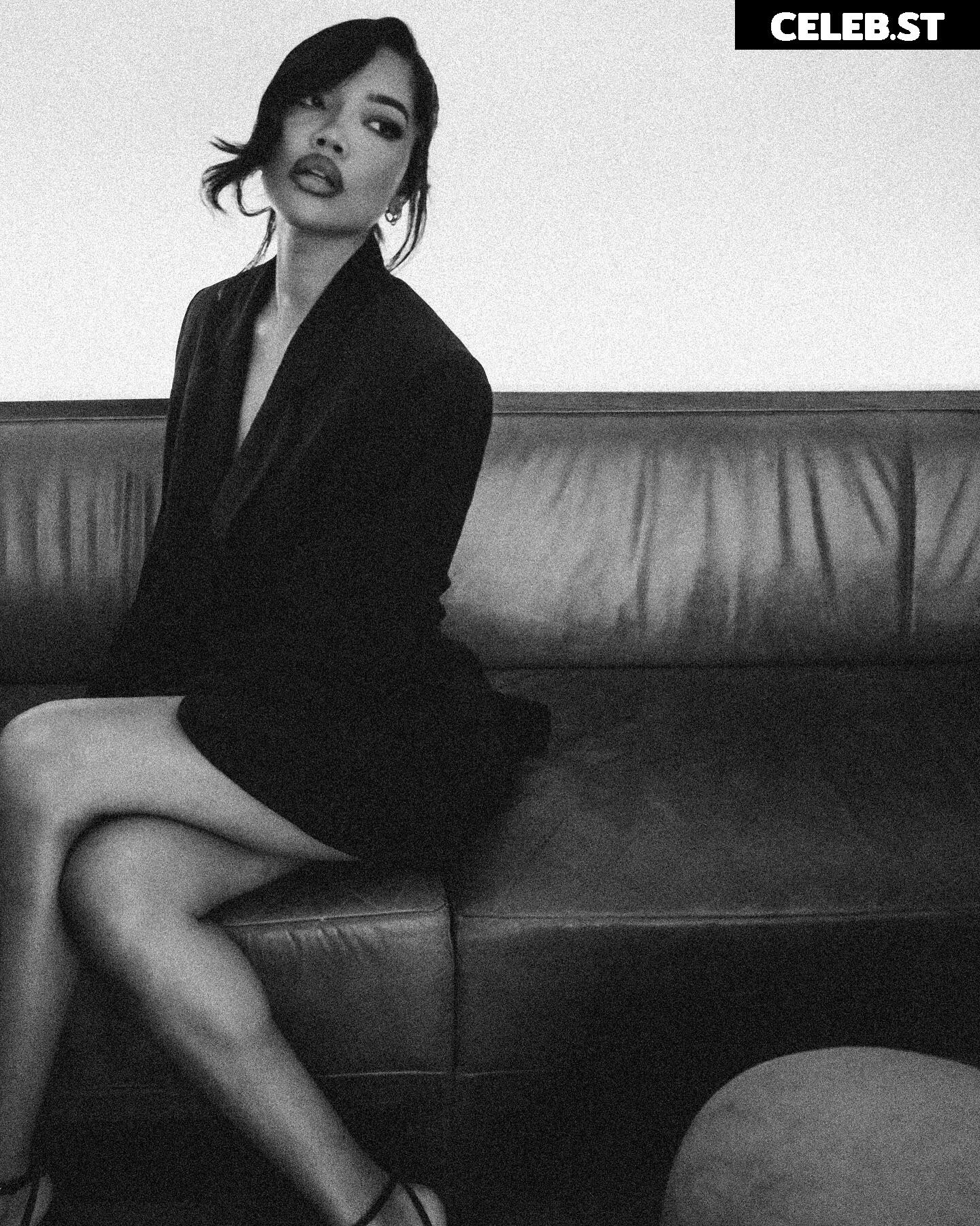 Ming Lee Simmons Image 10189188