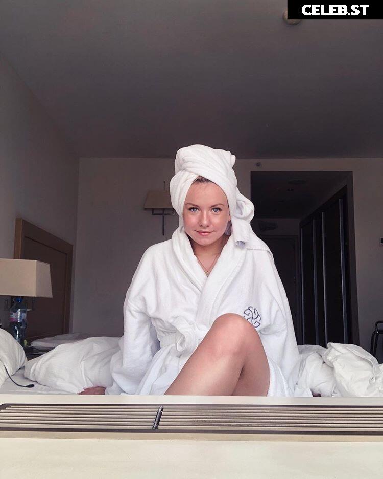 KellyMissesvlog Image 1006695