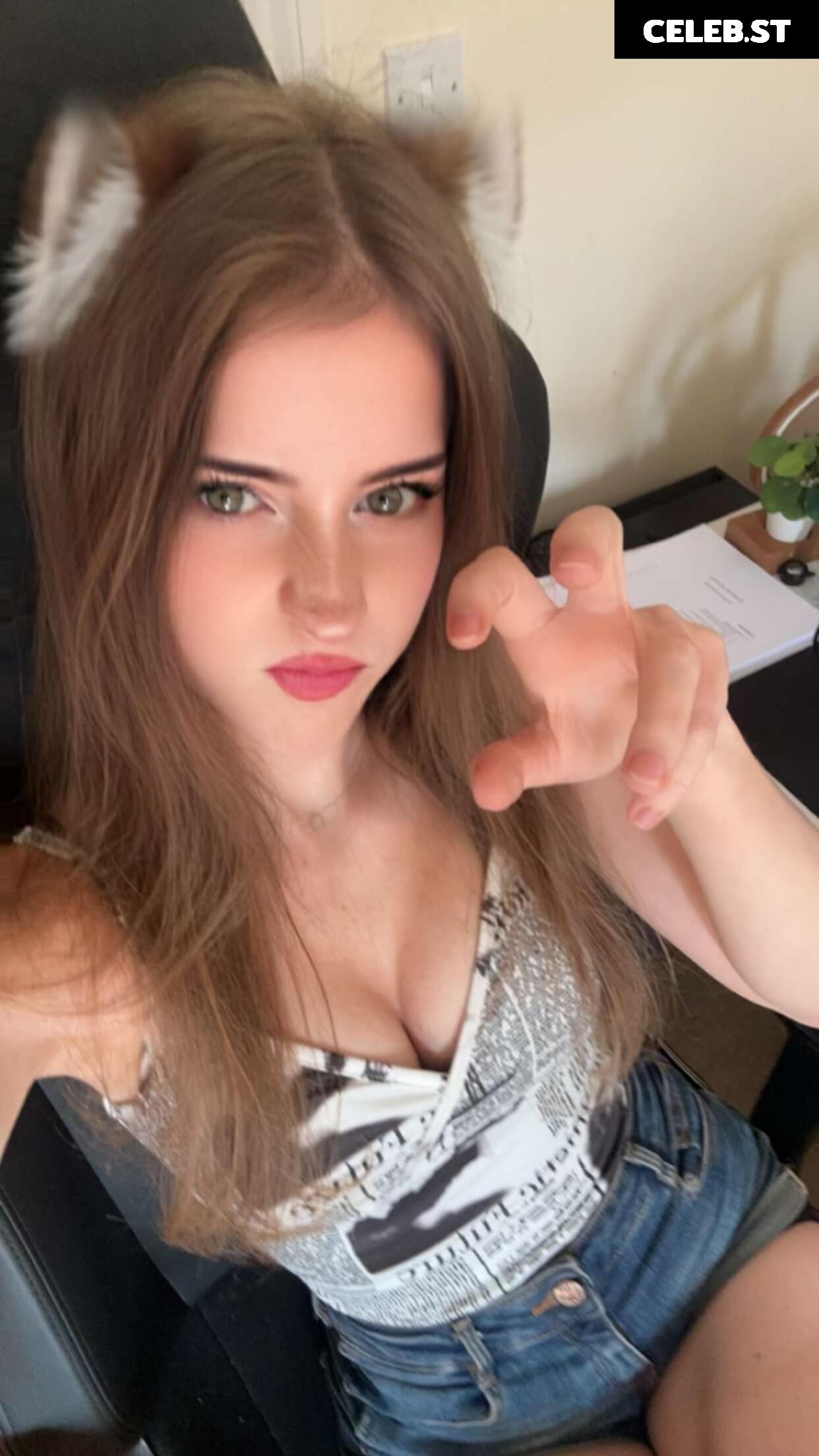 Mira Szalma Image 1006260
