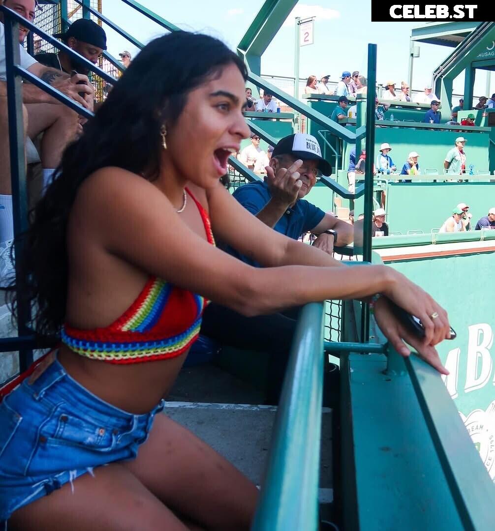 Jessie reyez Image 10069920