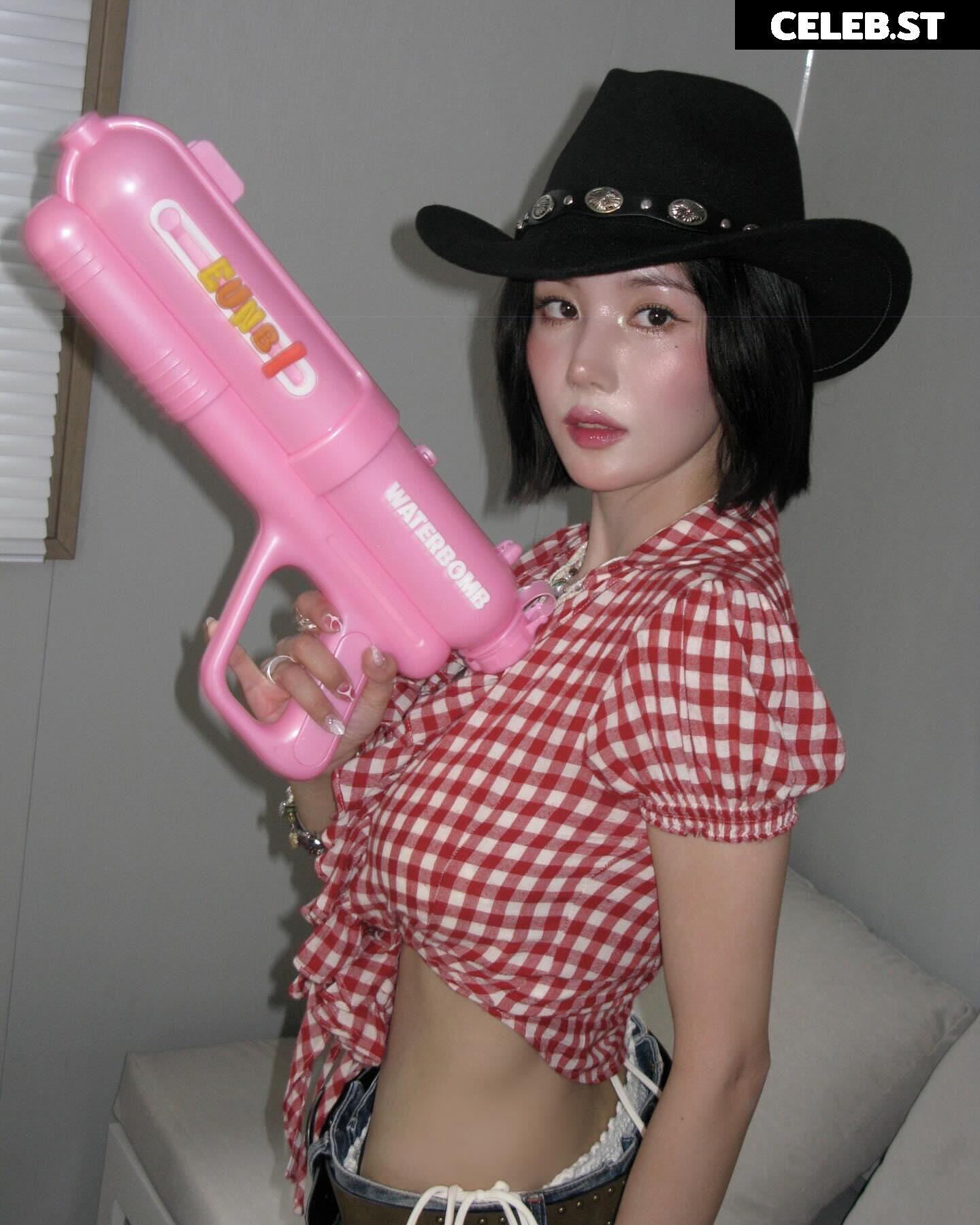 권은비 Kwon Eunbi / Kwon Eun-bi Image 10078048