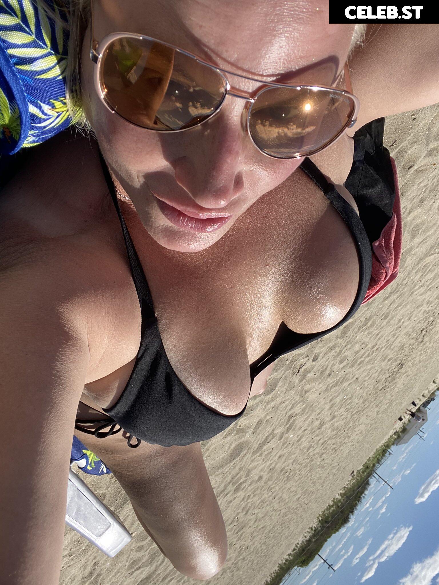 Tammy Sytch (Sunny) Image 10074840