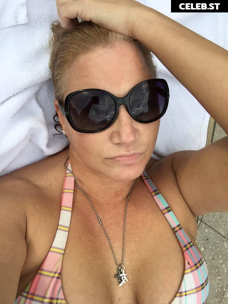 Tammy Sytch (Sunny) Image 10074706