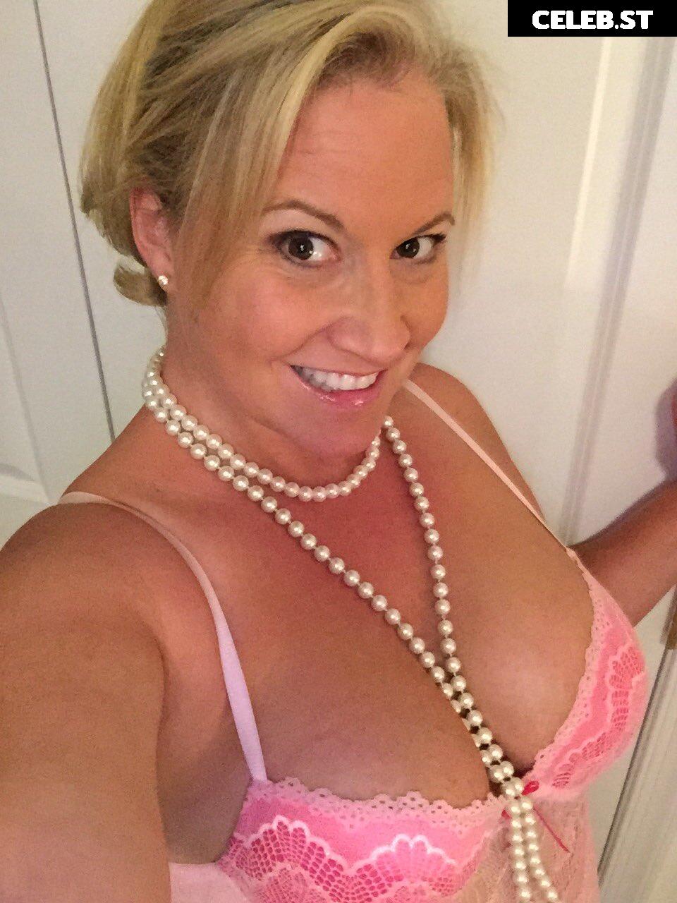 Tammy Sytch (Sunny) Image 10074747