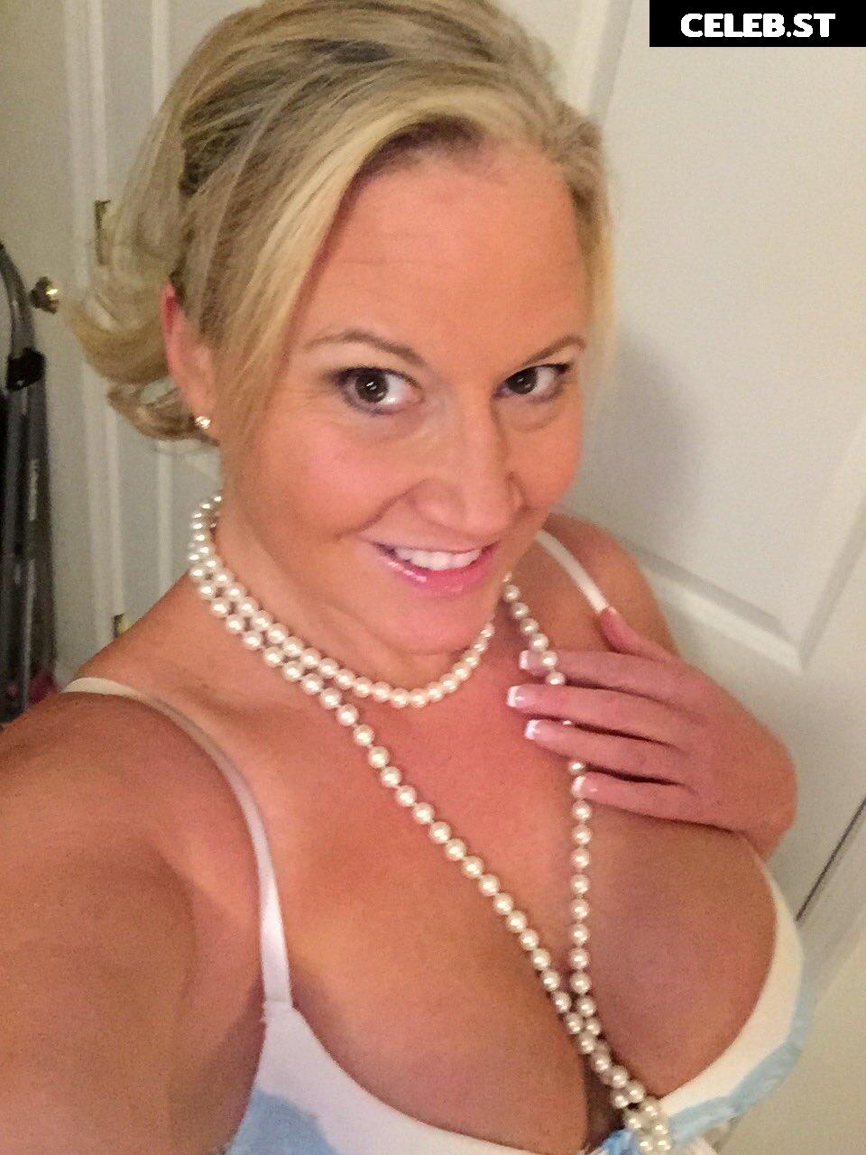 Tammy Sytch (Sunny) Image 10074745