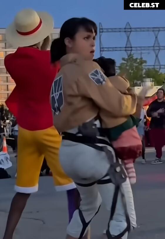 Lorena Parkour (Lorena Abreu) Image 10071192