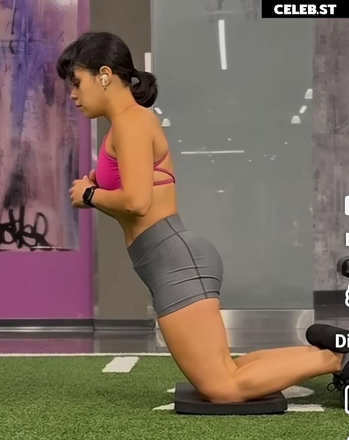 Lorena Parkour (Lorena Abreu) Image 10071191