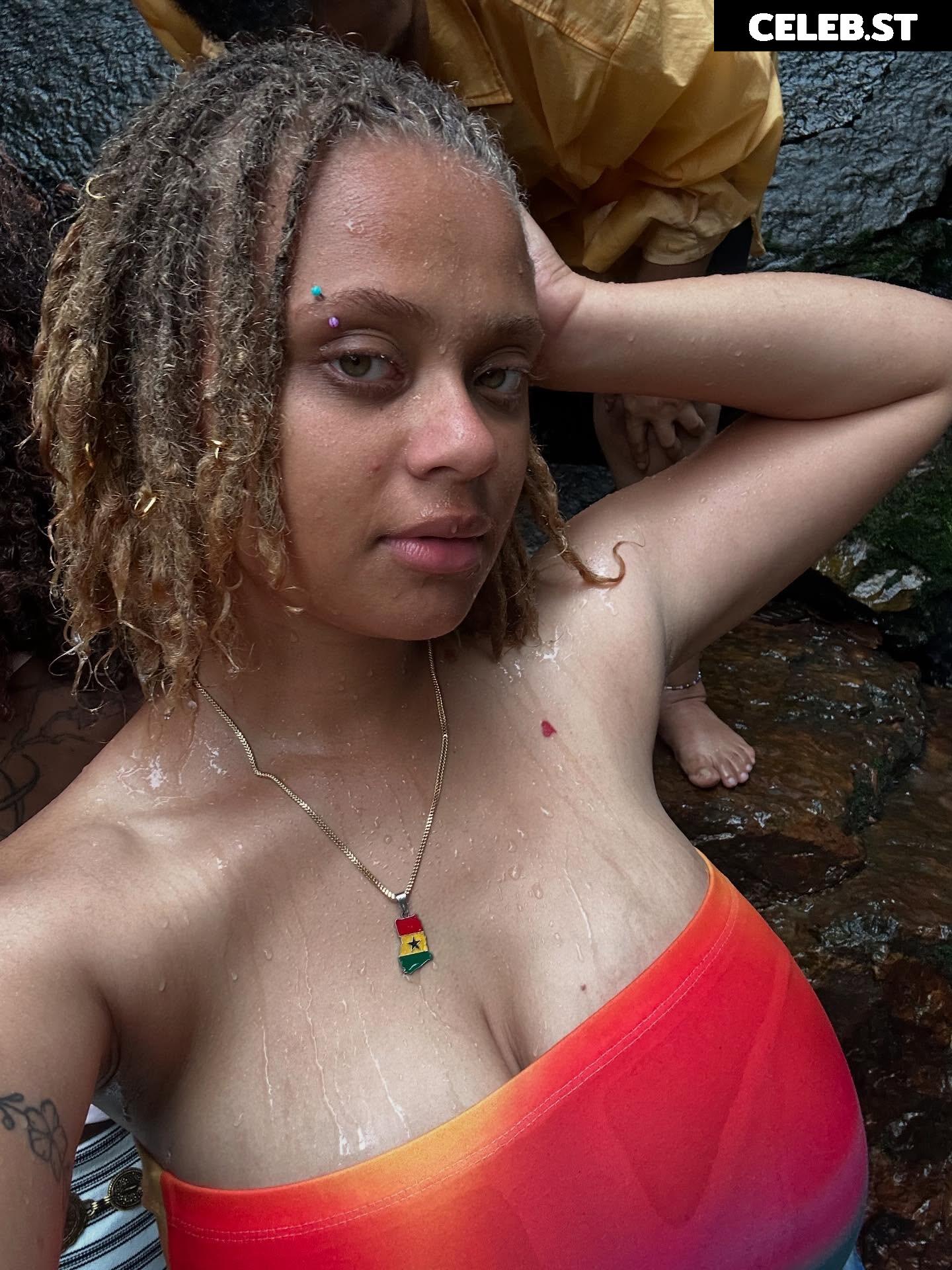 Lexcova / Lexay_X / Kingkorbel Image 10071361