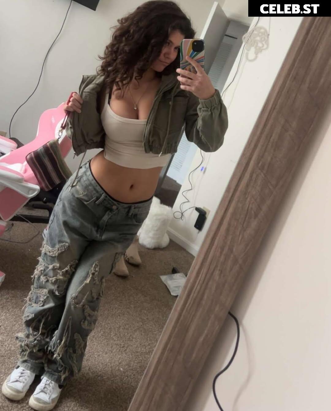 ciggybae / homeskilla_whitnit / Zendaya lookalike Image 10070946