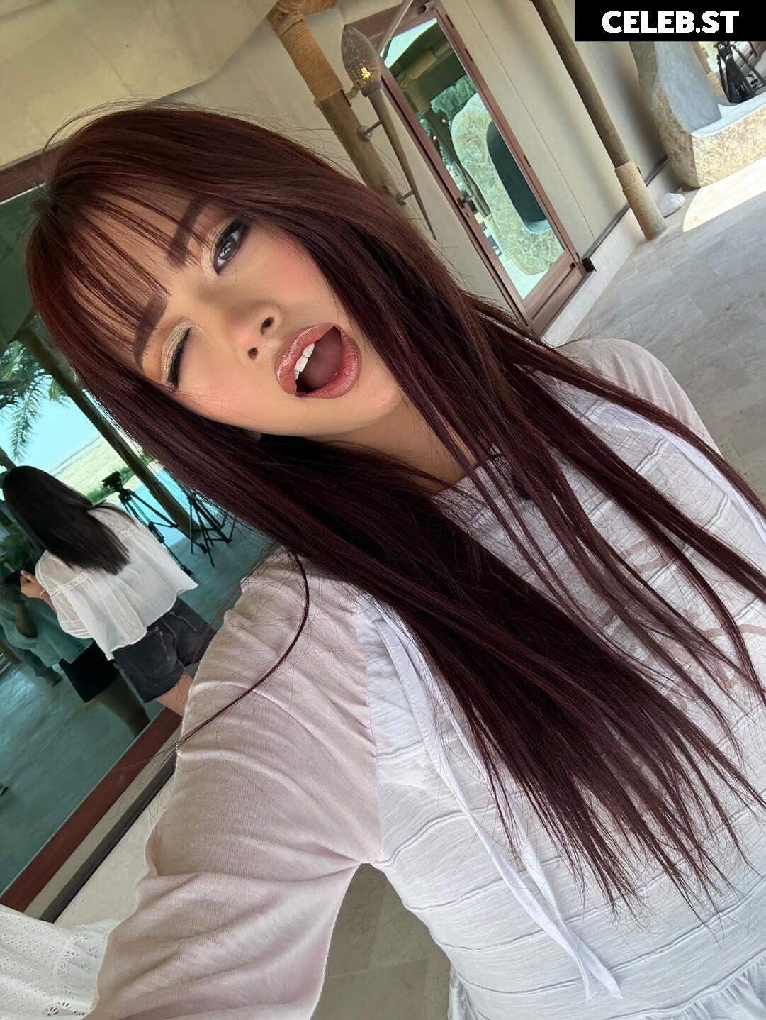 An Yujin 안유진 | YUJIN Image 10070683