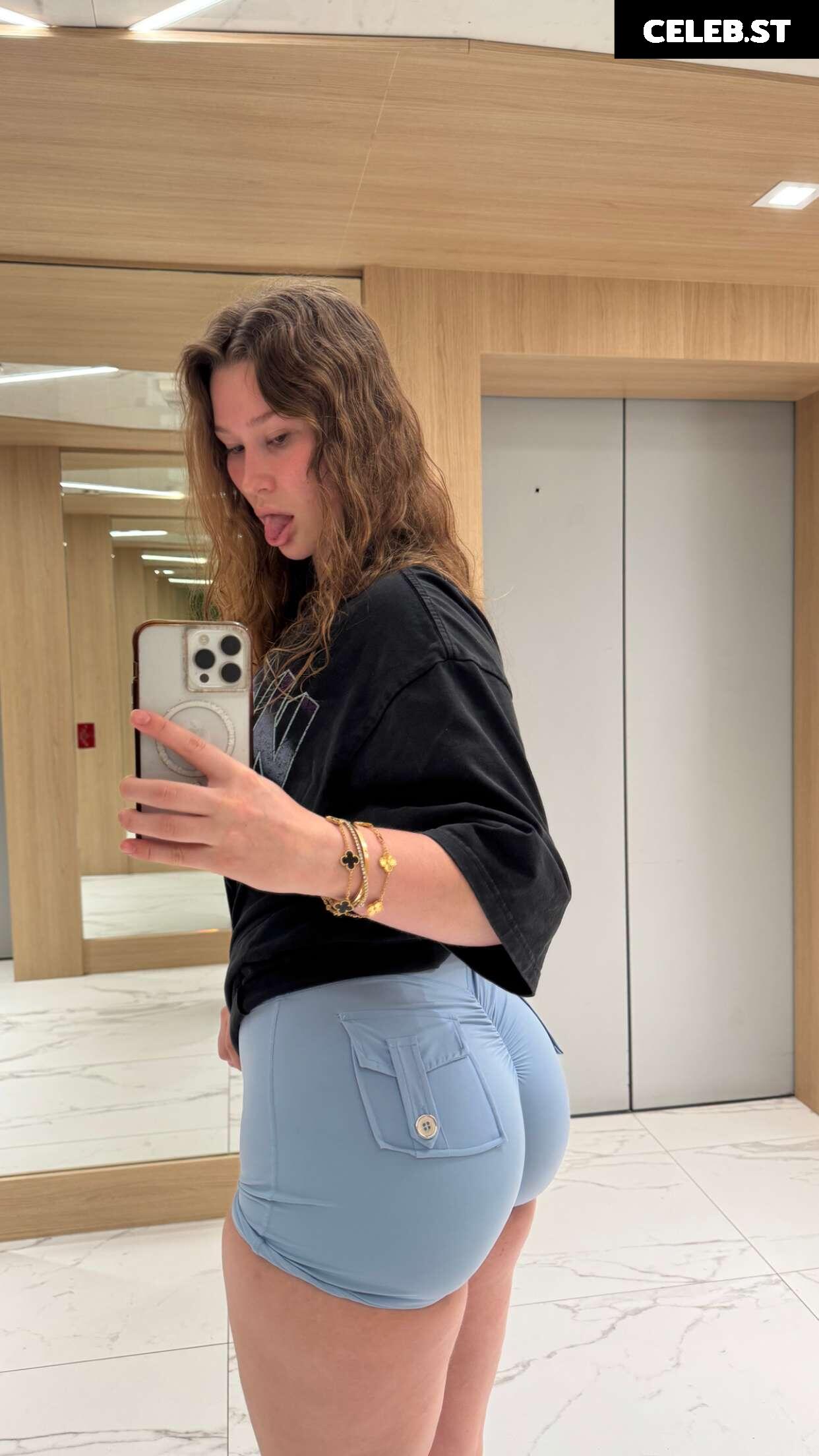 Sondra Blust Image 10015528