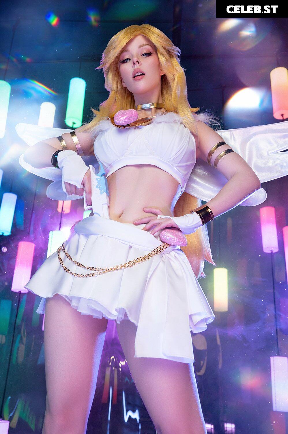 Helly Von Valentine / Disharmonica (Social media content thread) Image 10015190