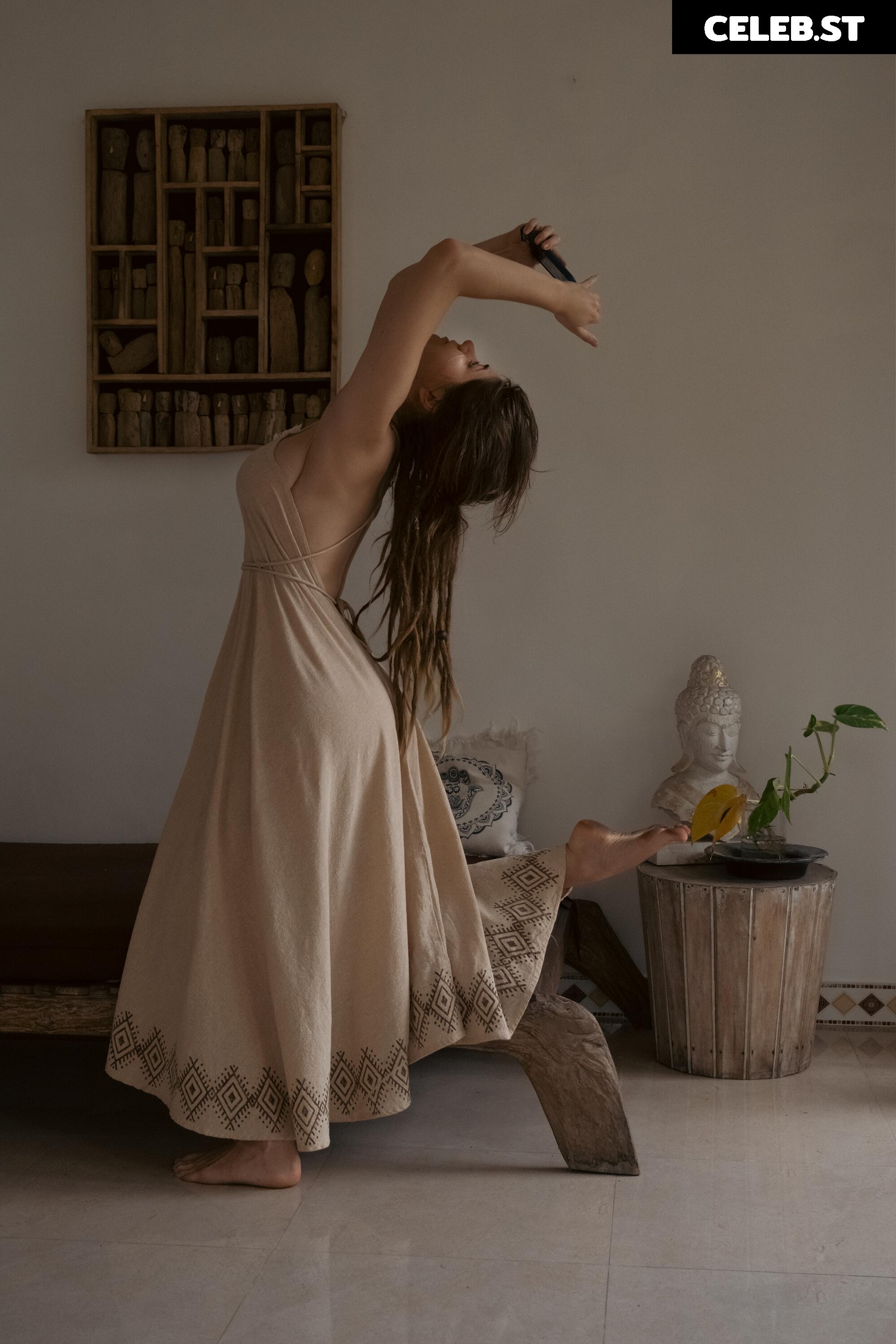 Nancy PlayBetter Image 10015110