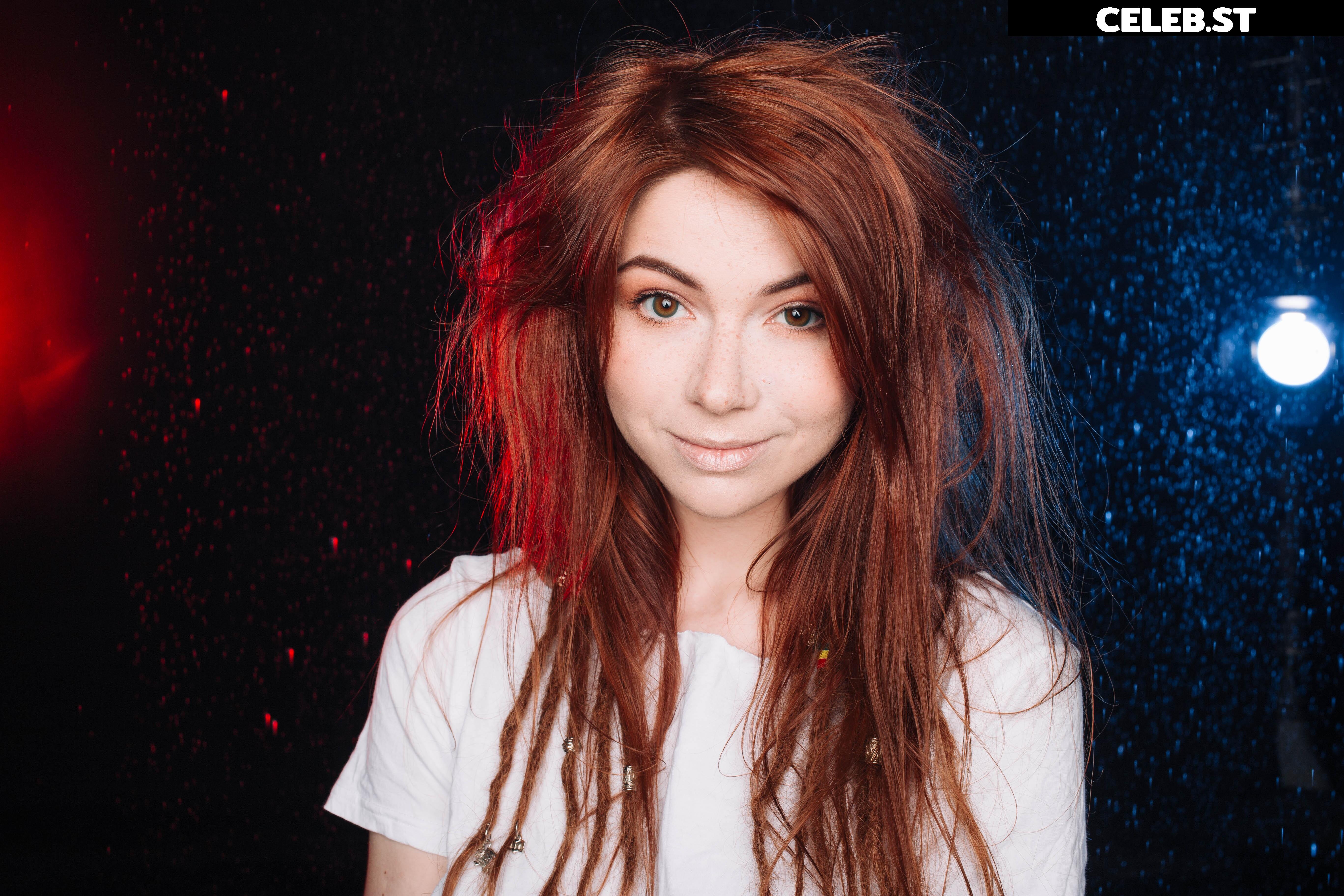 Nancy PlayBetter Image 10014703