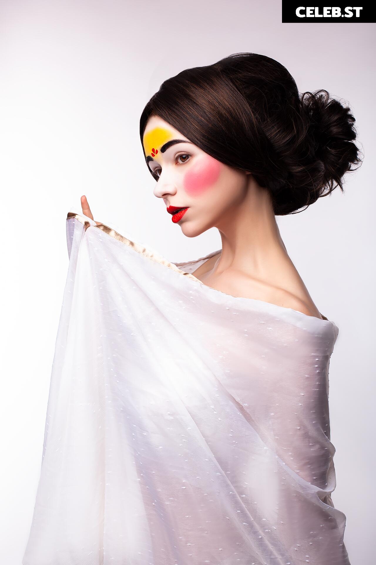 Nancy PlayBetter Image 10014696