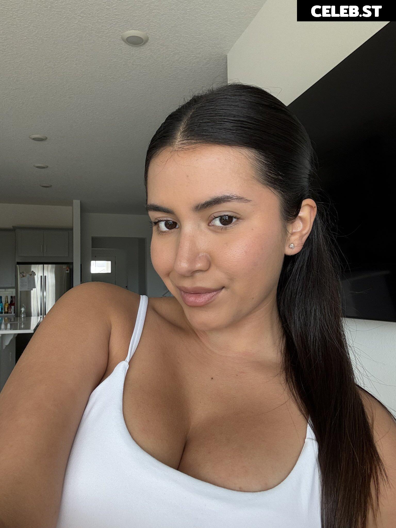 Janexy Sanchez (Social Media Post) Image 10017895