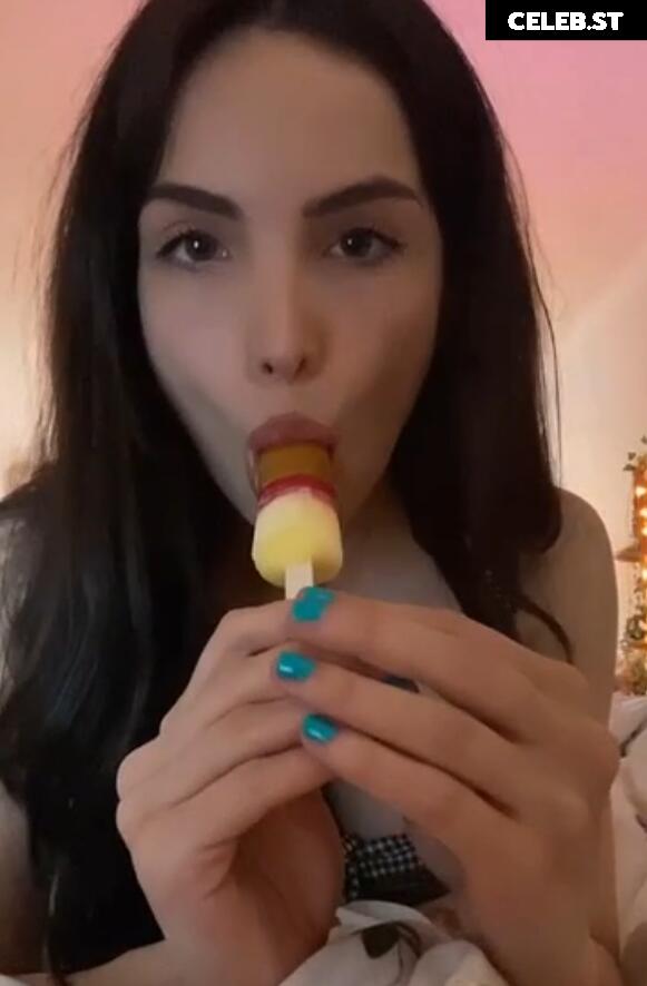 Liz Blinkx Image 1001713