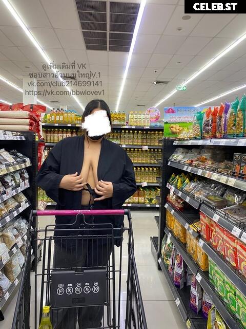 fhong_fionax / Chayada Dulyasatien (Busty Thai Model) Image 10016970