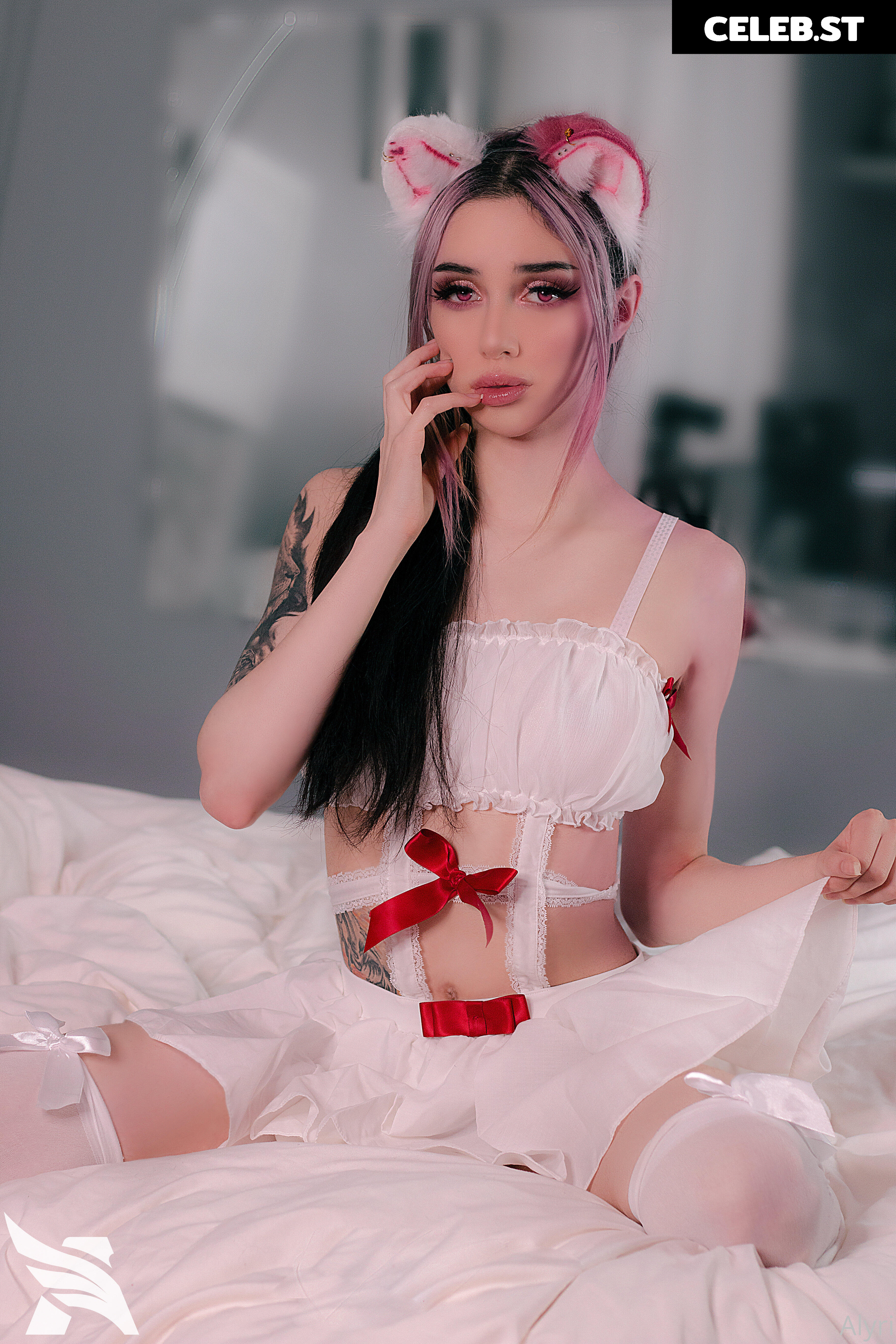 Alyri_tv Image 1001199