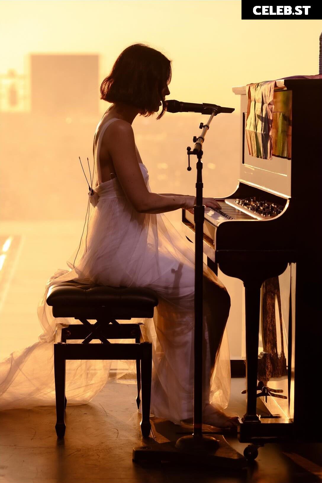 Gracie Abrams Image 10028520