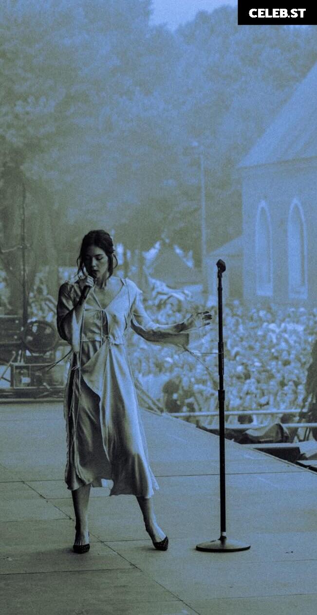 Gracie Abrams Image 10028515