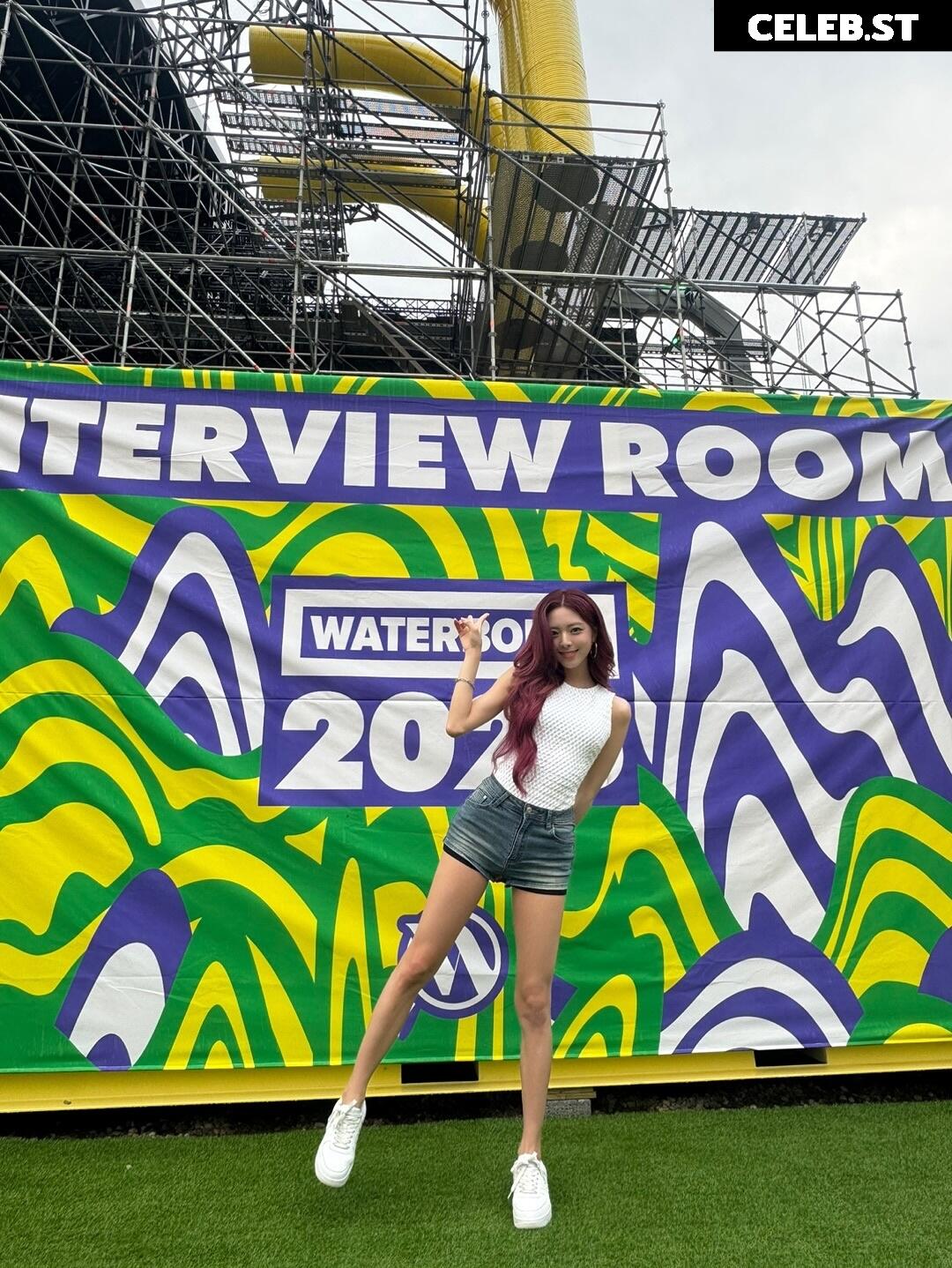 Yuna - ITZY (유나, Shin Yu Na) Image 10028717