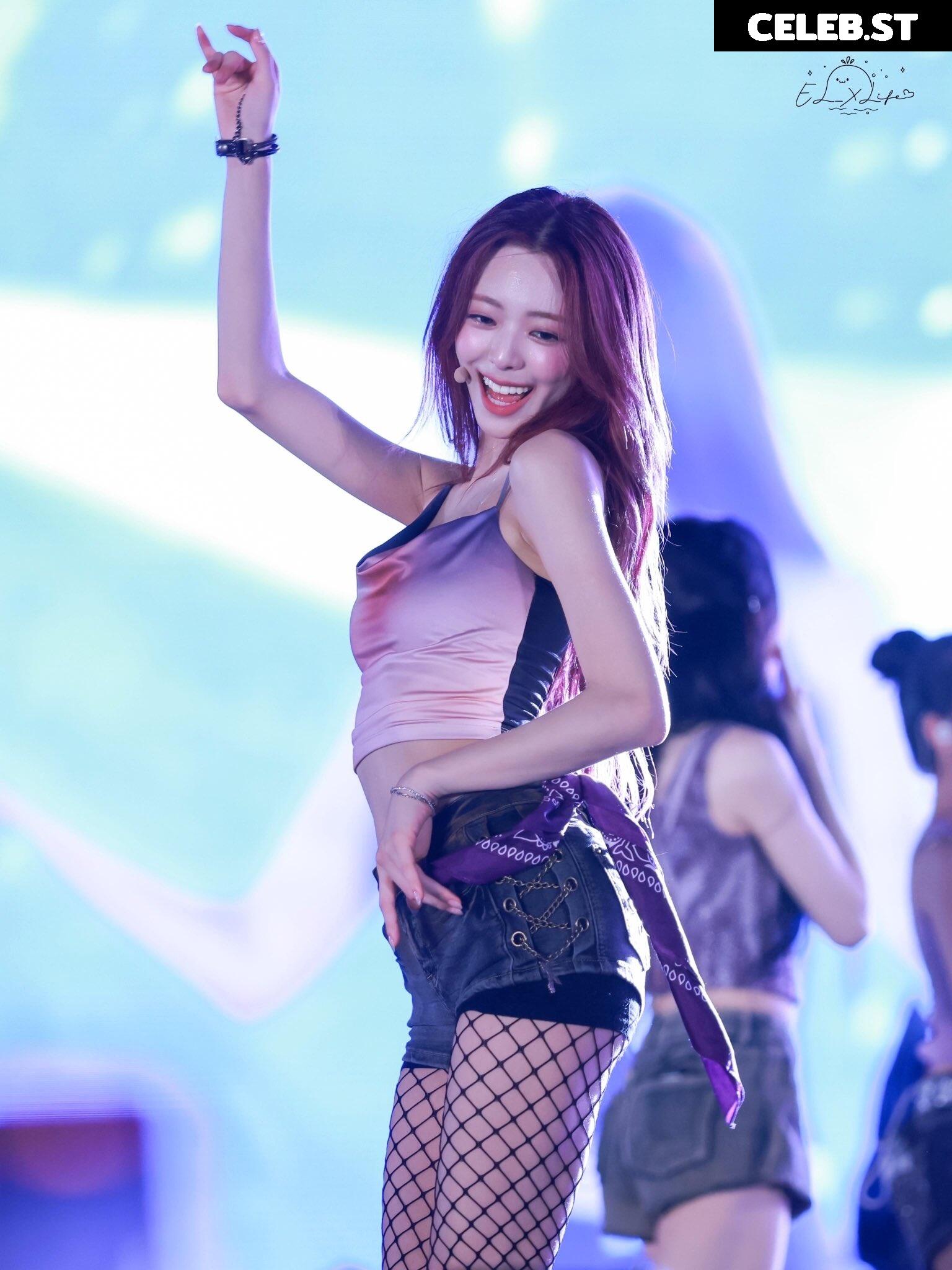 Yuna - ITZY (유나, Shin Yu Na) Image 10028771