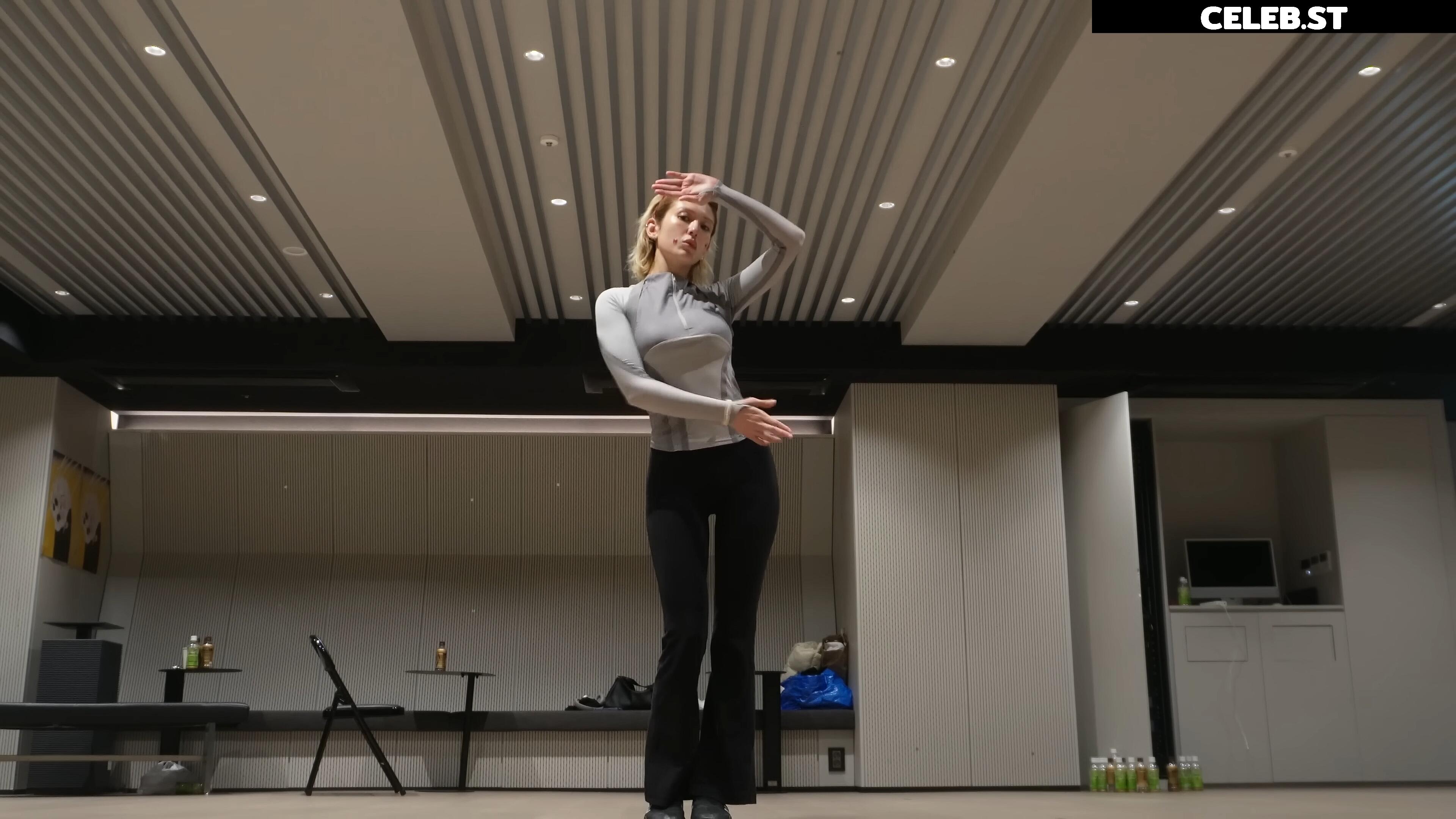 Jeon Somi/ENNIK SOMI Image 10028163